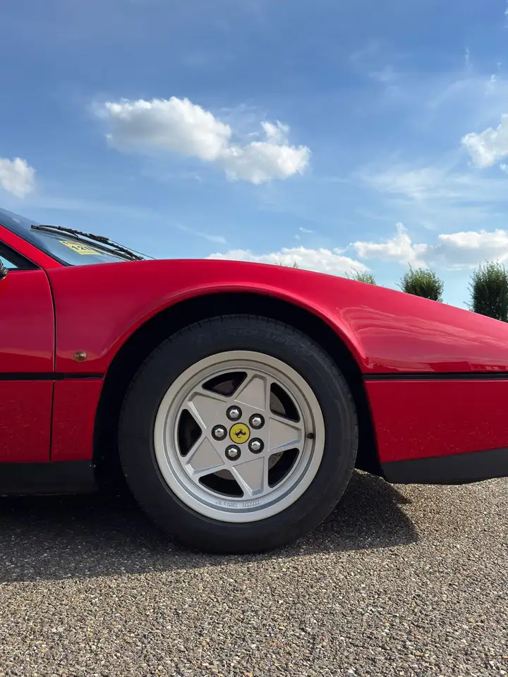Ferrari 208 GTB-TURBO, foto 12