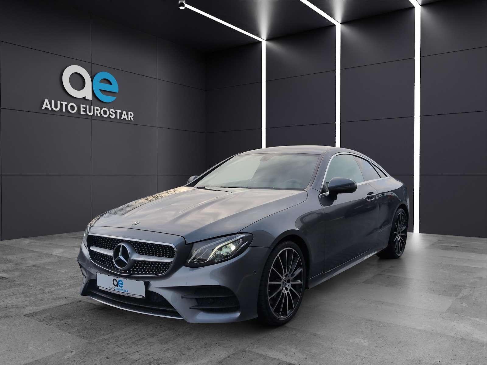 Second hand Mercedes Benz E-Class 300