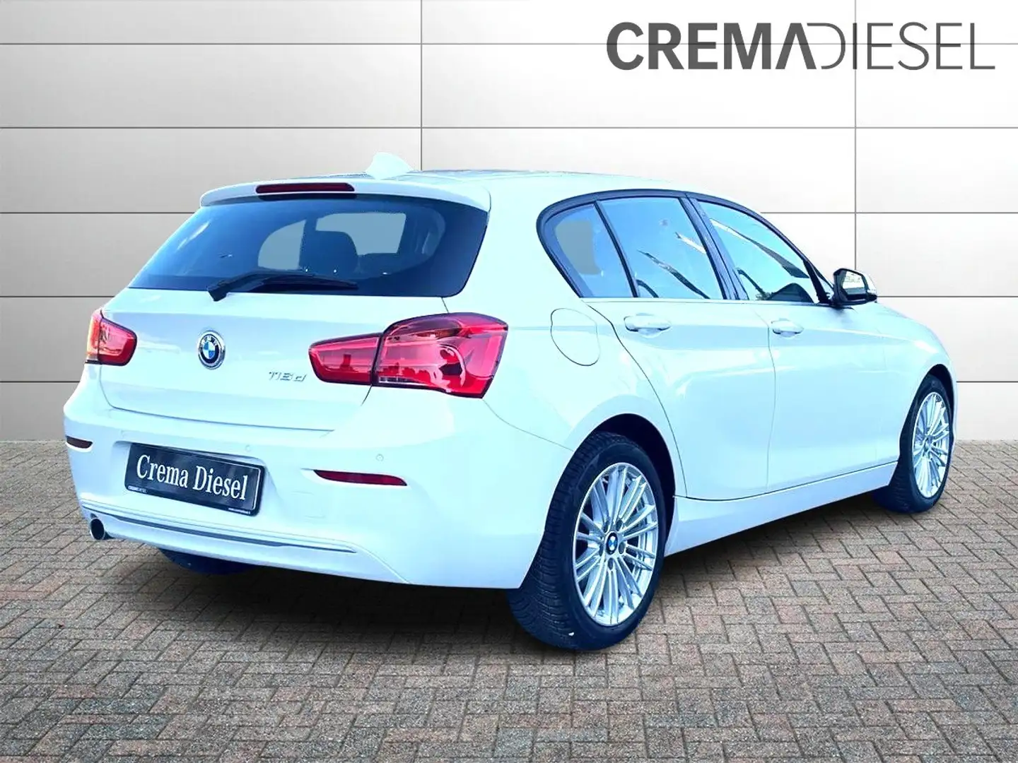 BMW 116 Serie 1 F/20-21 2015 116d Urban 5p Blanc - 2