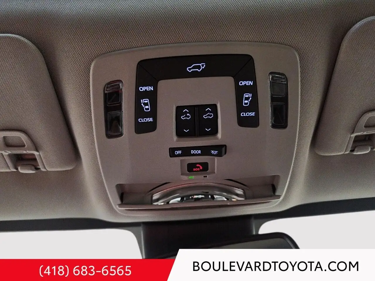 Toyota Sienna снимка Toyota Sienna