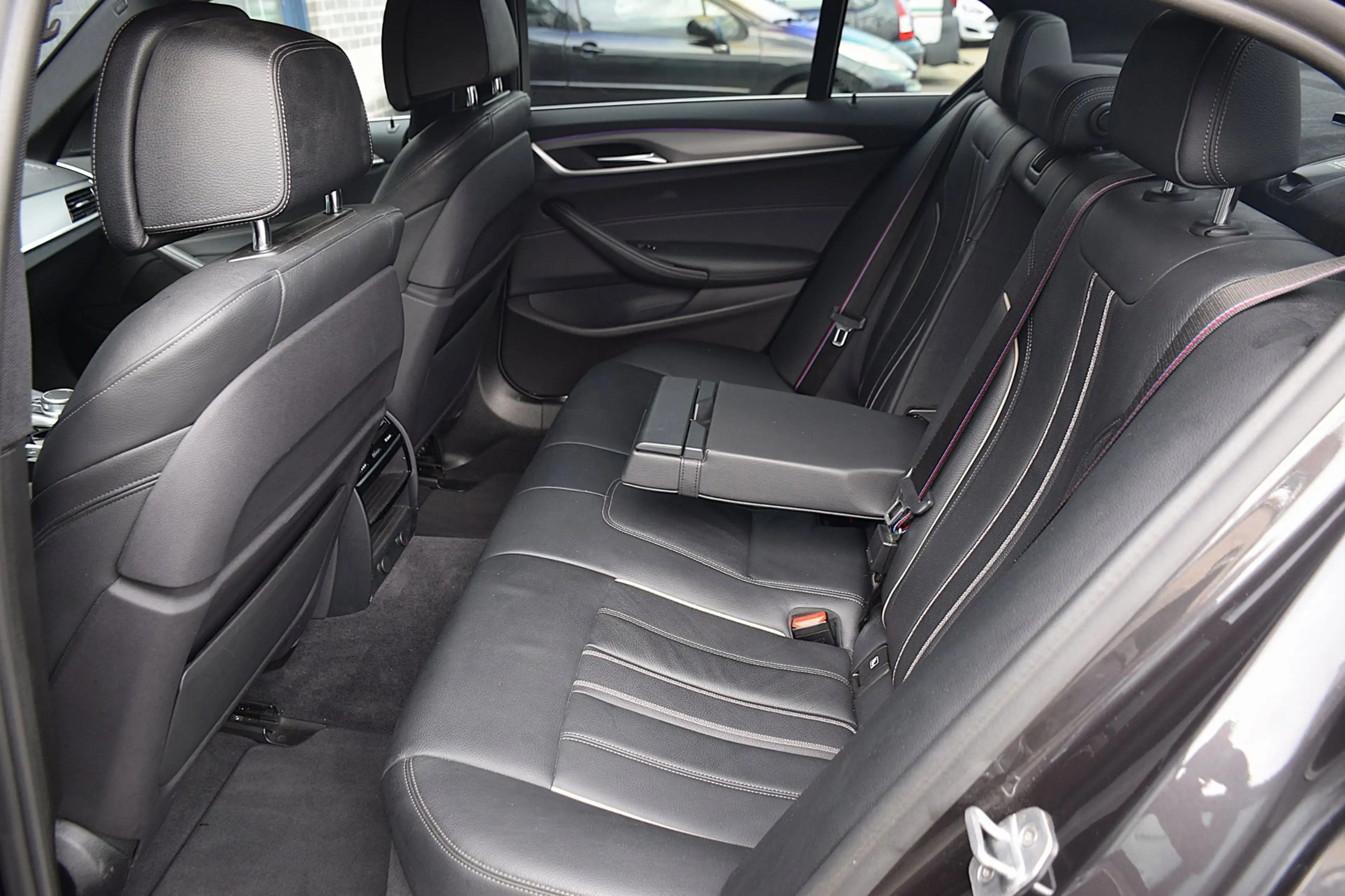 BMW 530 5-serie 530e iPerformance High Executive*M-Pakket* — photo 18