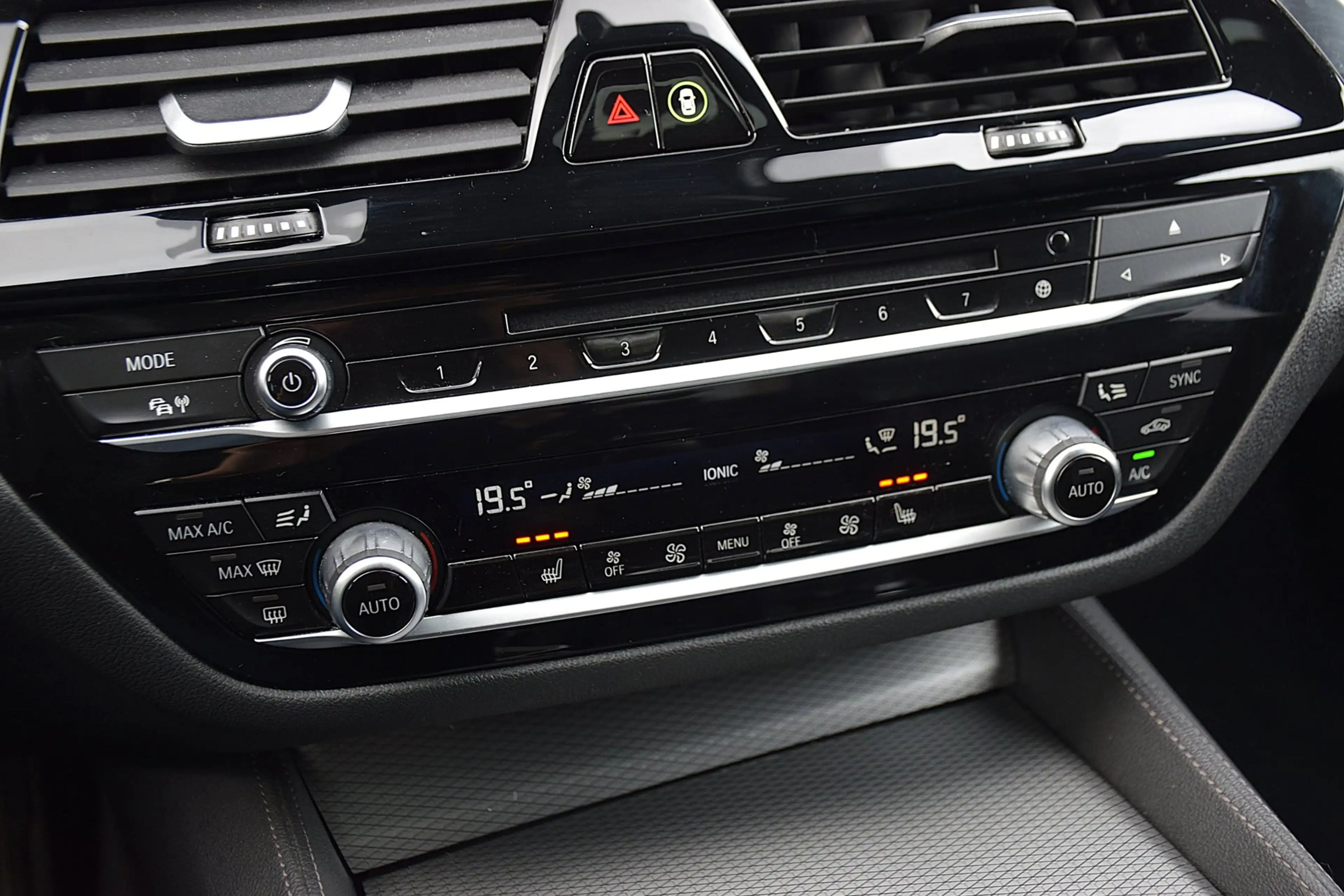 BMW 530 5-serie 530e iPerformance High Executive*M-Pakket* — photo 25