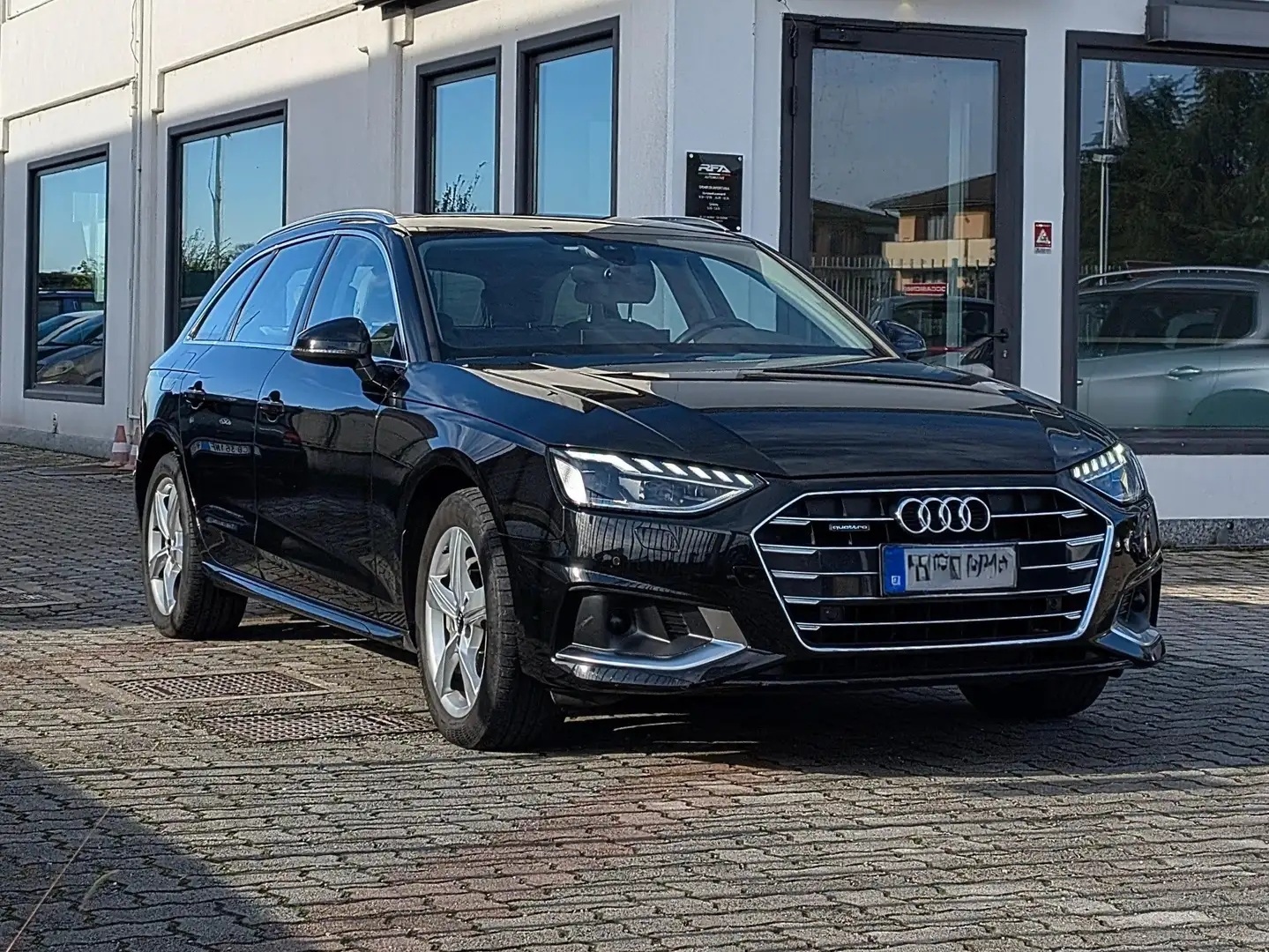Audi A4 Avant 40 2.0 tdi mhev quattro 204cv s-tronic Noir - 1