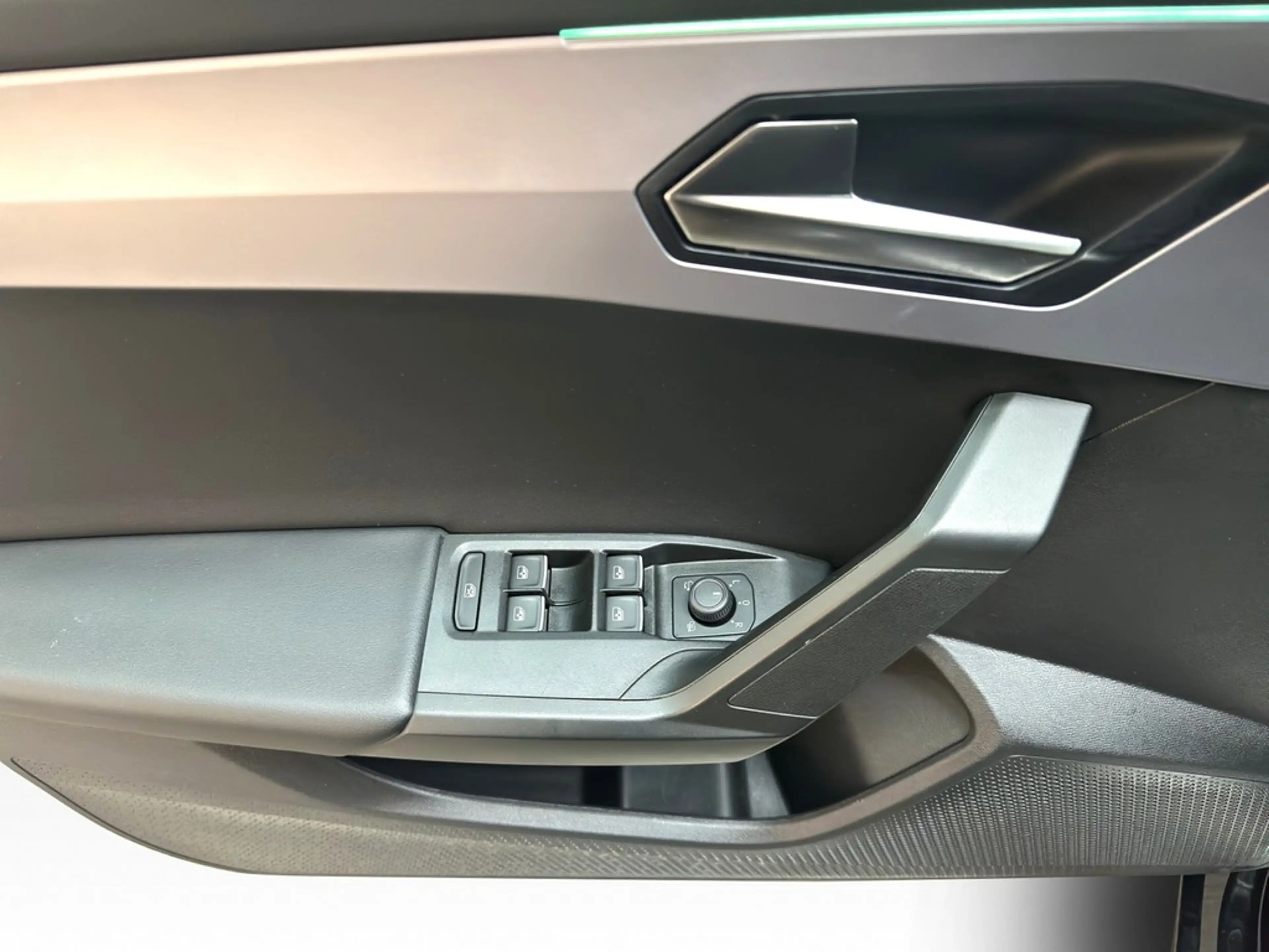 SEAT Leon Sportstourer 2.0 TDI DSG FR AHK*LED*VIRTUAL*NAV... — photo 15