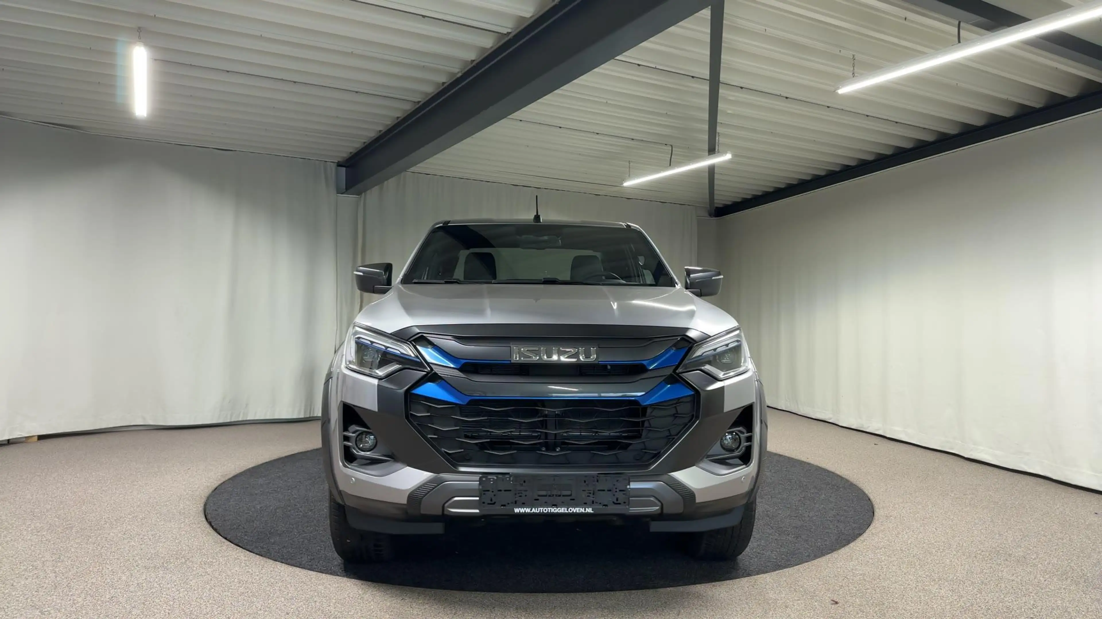 Isuzu D-Max EV Extended Cab V-Cross 66.9 kWh Automaat | 3500KG — photo 12