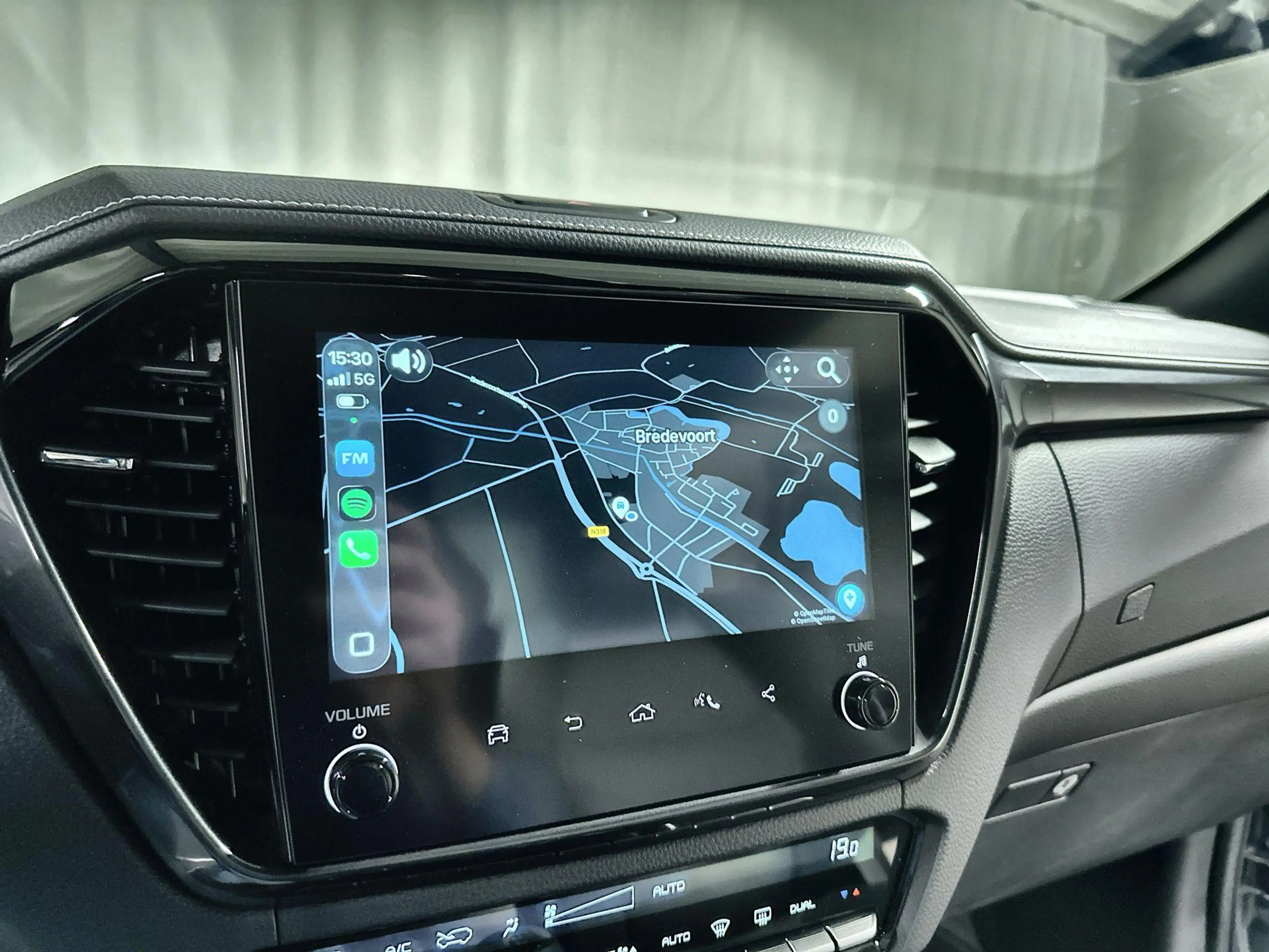Isuzu D-Max EV Extended Cab V-Cross 66.9 kWh Automaat | 3500KG — photo 18