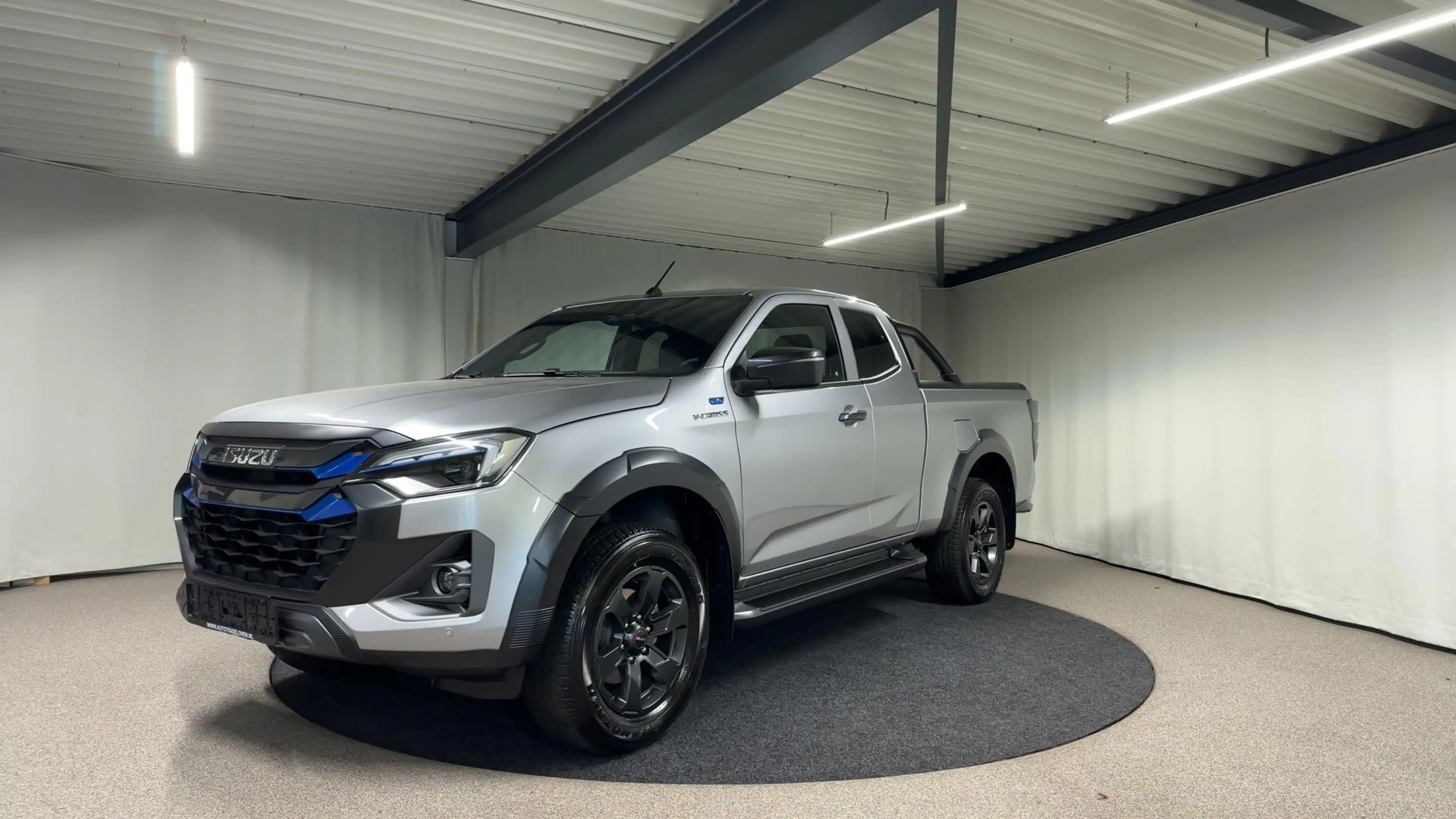 Isuzu D-Max EV Extended Cab V-Cross 66.9 kWh Automaat | 3500KG — photo 7
