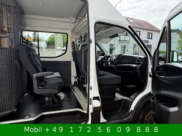 Iveco Daily view 2