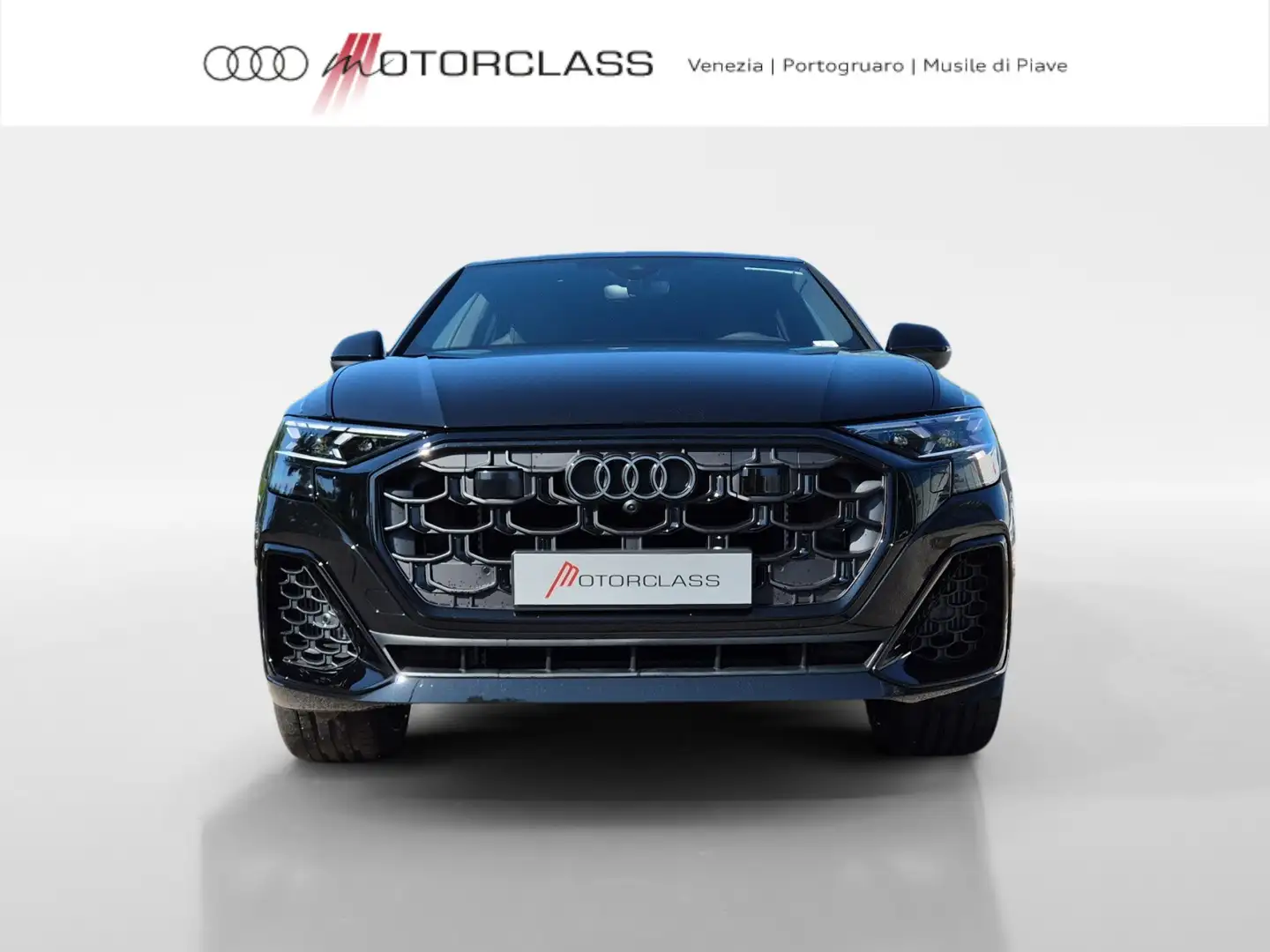Audi Q8 55 TFSI E QUATTRO TIPTRONIC Schwarz - 2