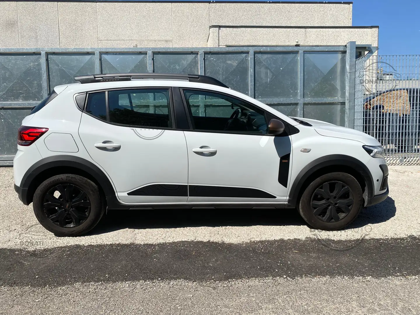 Dacia Sandero Stepway III 101cv GPL Benzina Manuale Retrocamera Bianco - 2