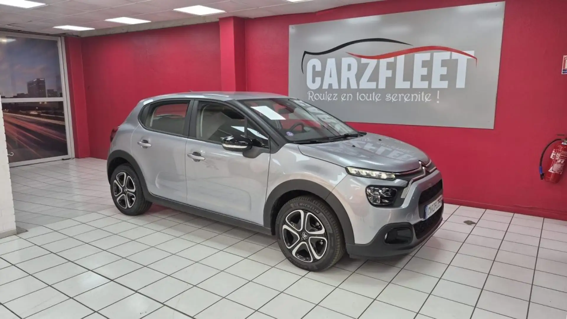 Citroen C3 PLUS 1.2 Pure tech 80cv/EXPORT ALGERIE 10490 HT Gris - 1