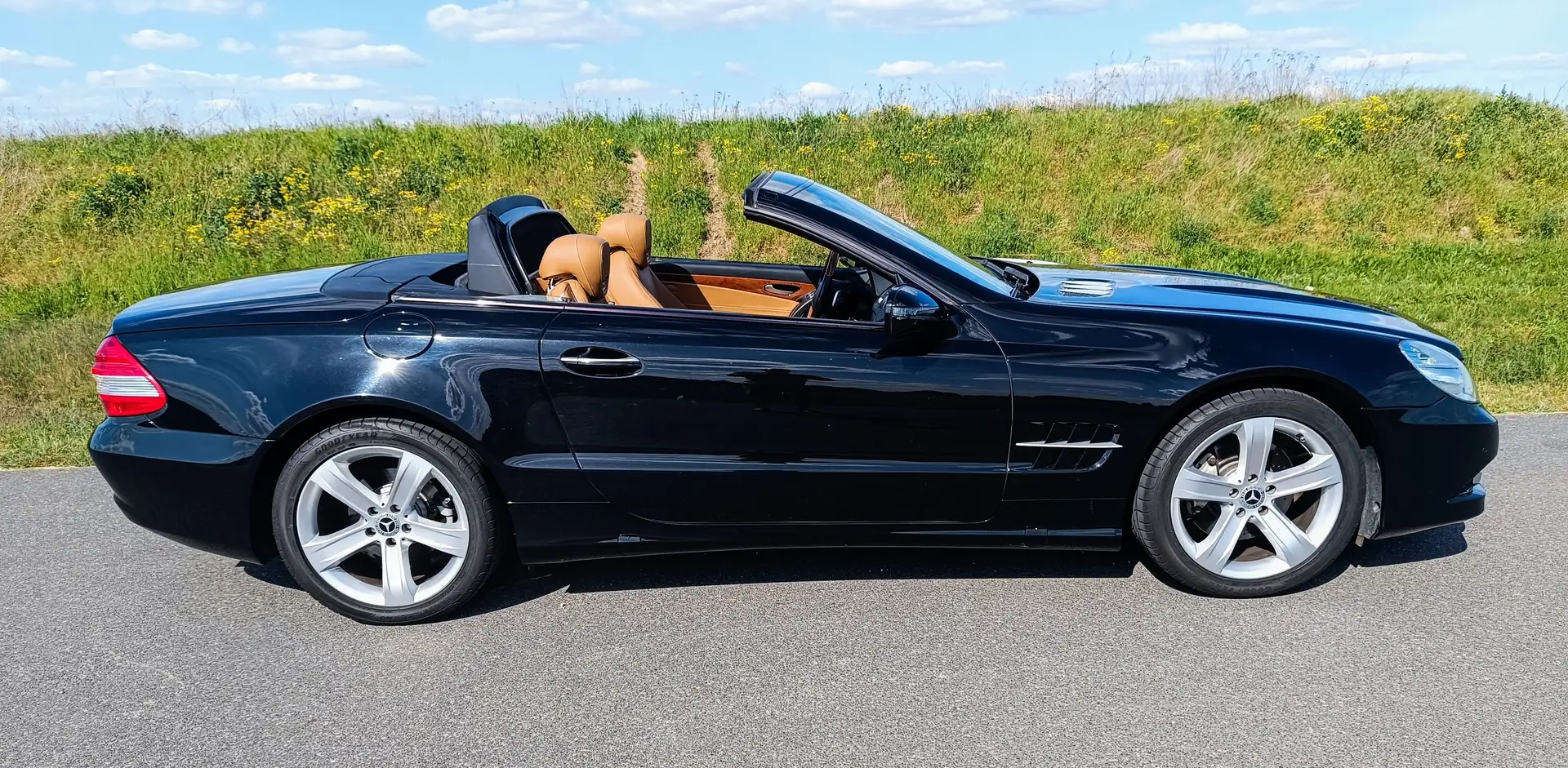 Mercedes-Benz SL 300 SL 300 7G-TRONIC Schwarz - 1