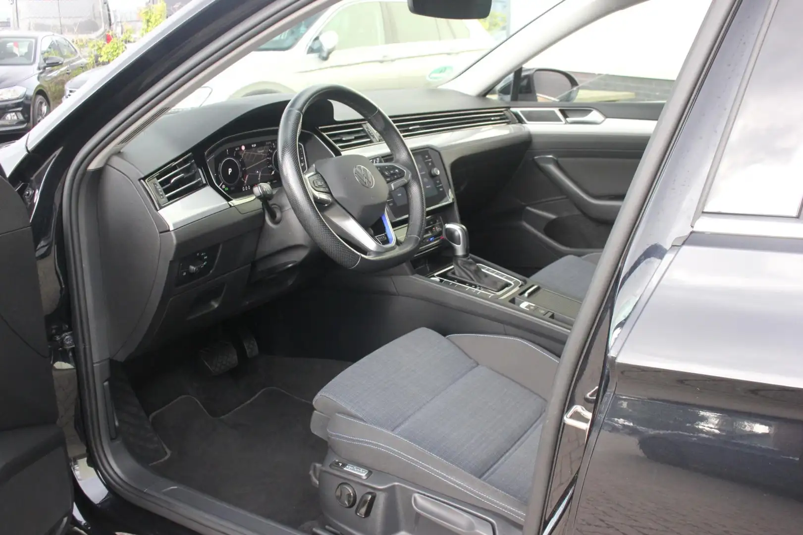 Volkswagen Passat Variant 1.4 TSI GTE Business | Trekhaak | Virtual Cockpit Noir - 2
