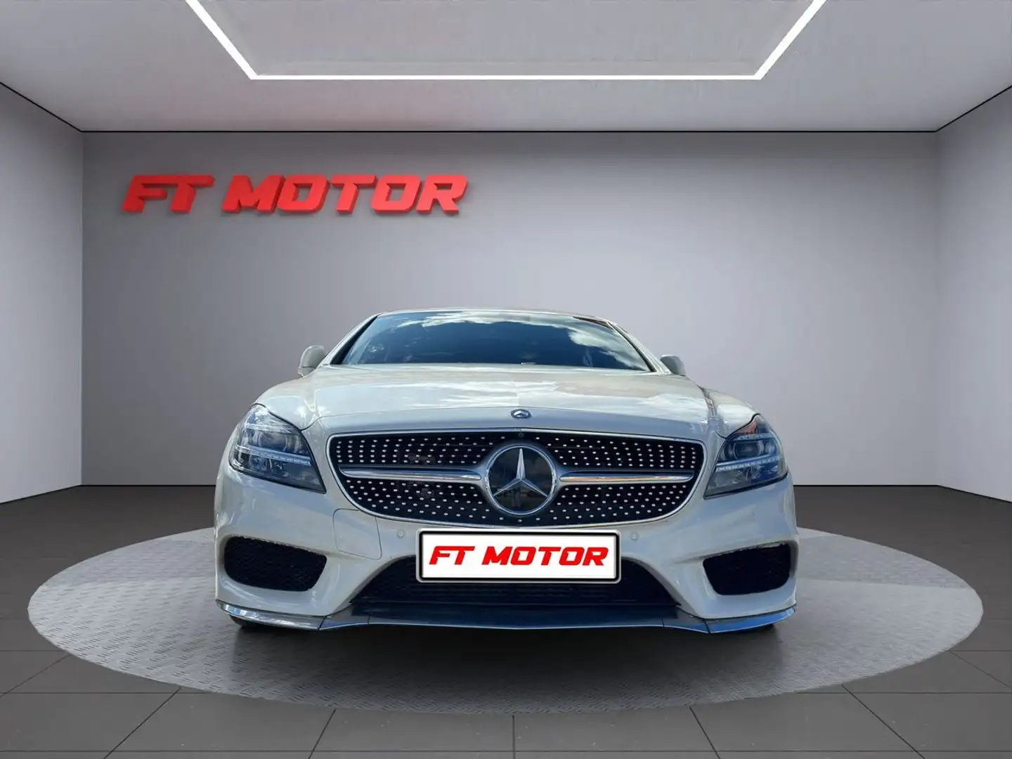 Mercedes-Benz CLS 350 Shooting Brake 350d Aut. Білий - 2