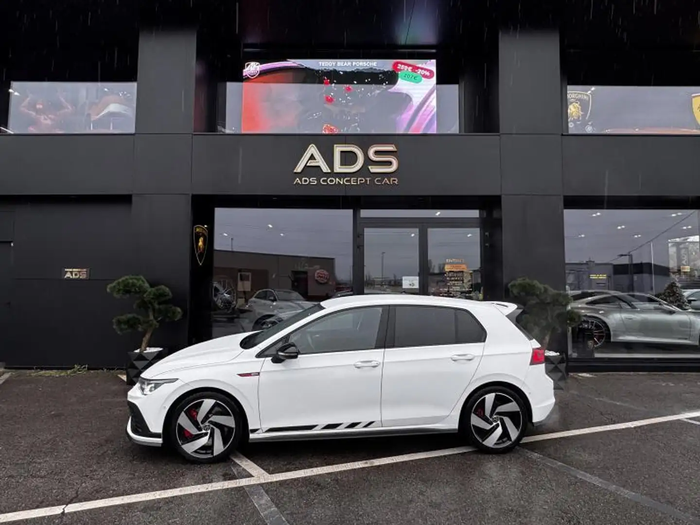 Volkswagen Golf GTI VIII GTI Clubsport 2.0 TSI 300CV Blanc - 2