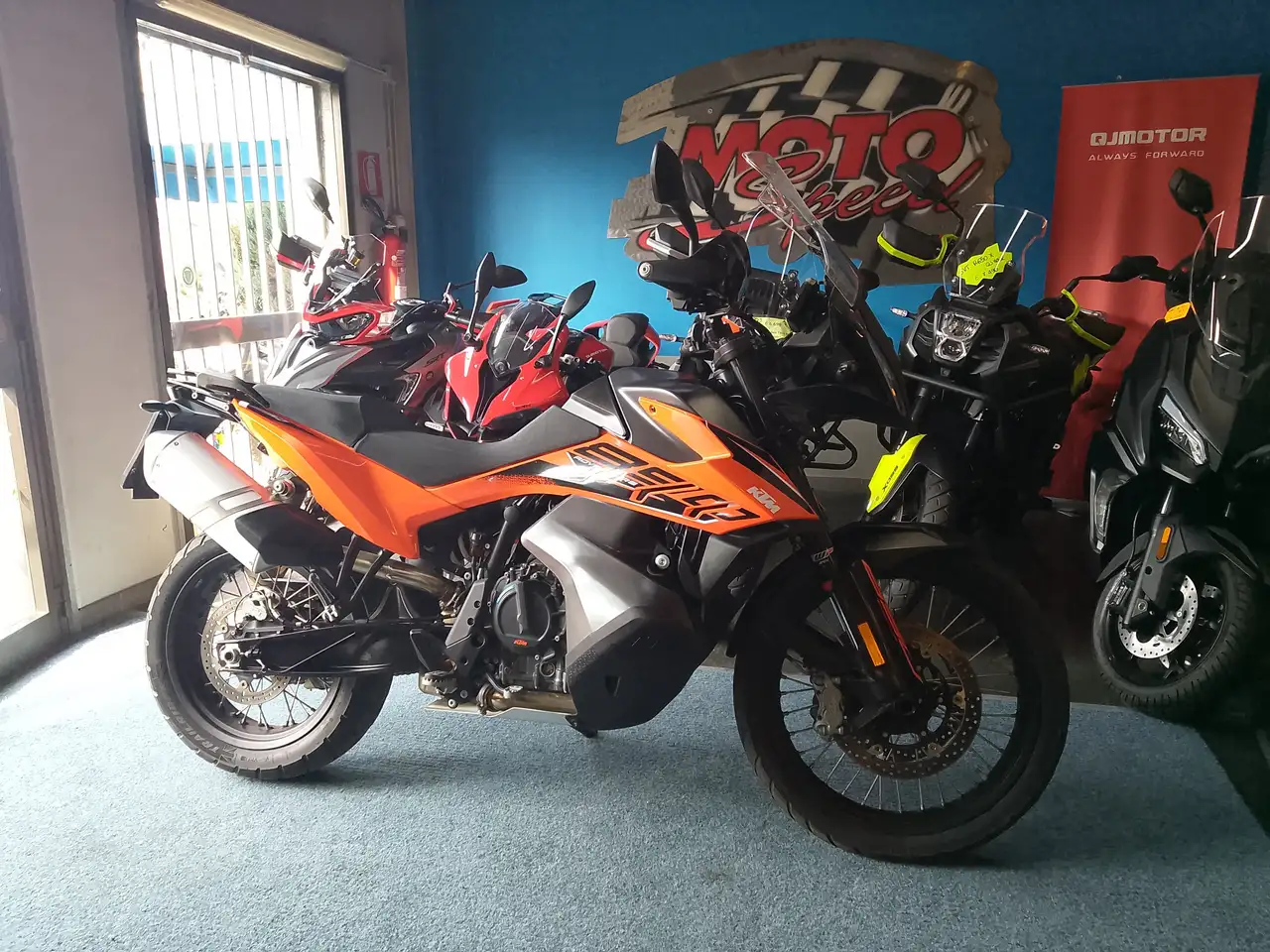 KTM 890 Adventure
