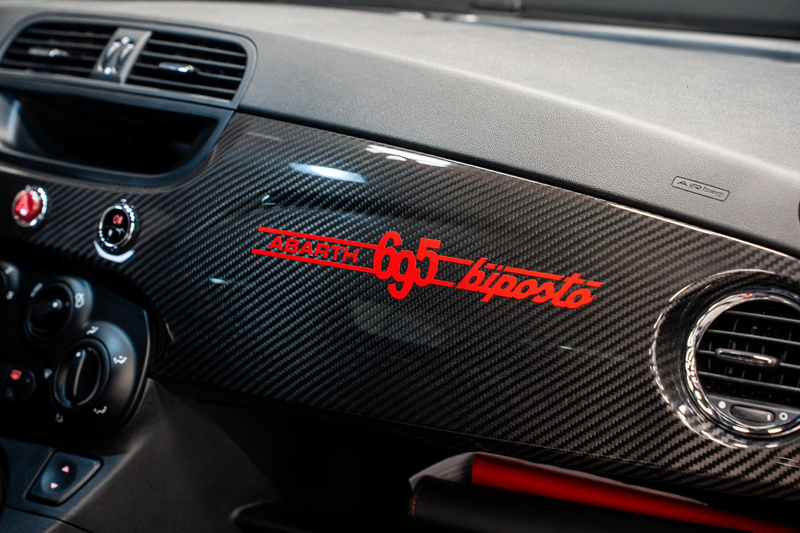 Abarth 695 Biposto *O.Z. Lichtmetalen velgen / Akrapovic / Ca — photo 36