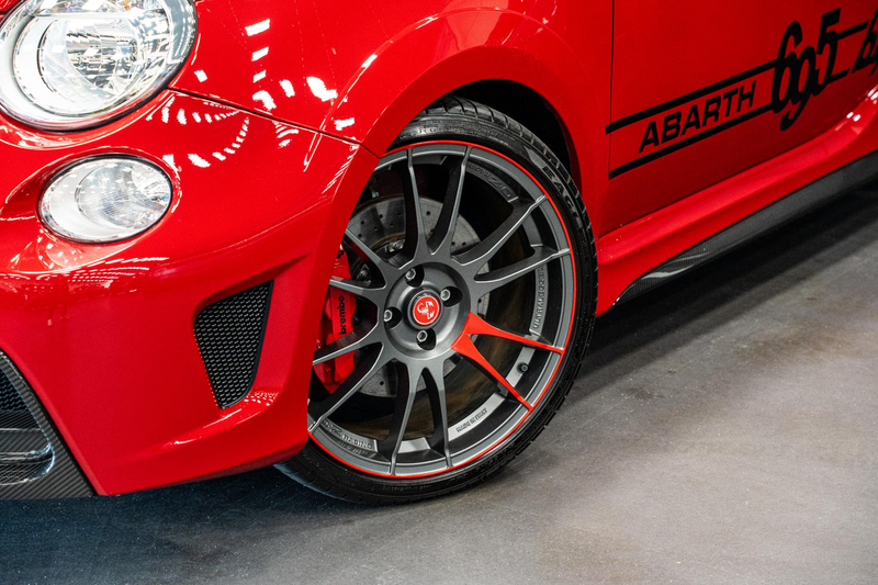Abarth 695 Biposto *O.Z. Lichtmetalen velgen / Akrapovic / Ca — photo 8