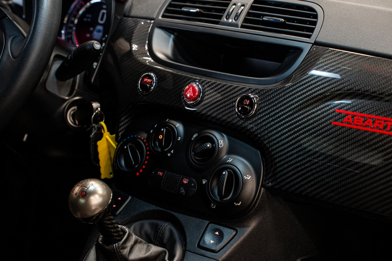 Abarth 695 Biposto *O.Z. Lichtmetalen velgen / Akrapovic / Ca — photo 30