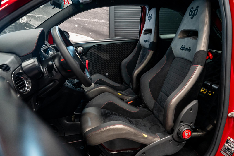 Abarth 695 Biposto *O.Z. Lichtmetalen velgen / Akrapovic / Ca — photo 3