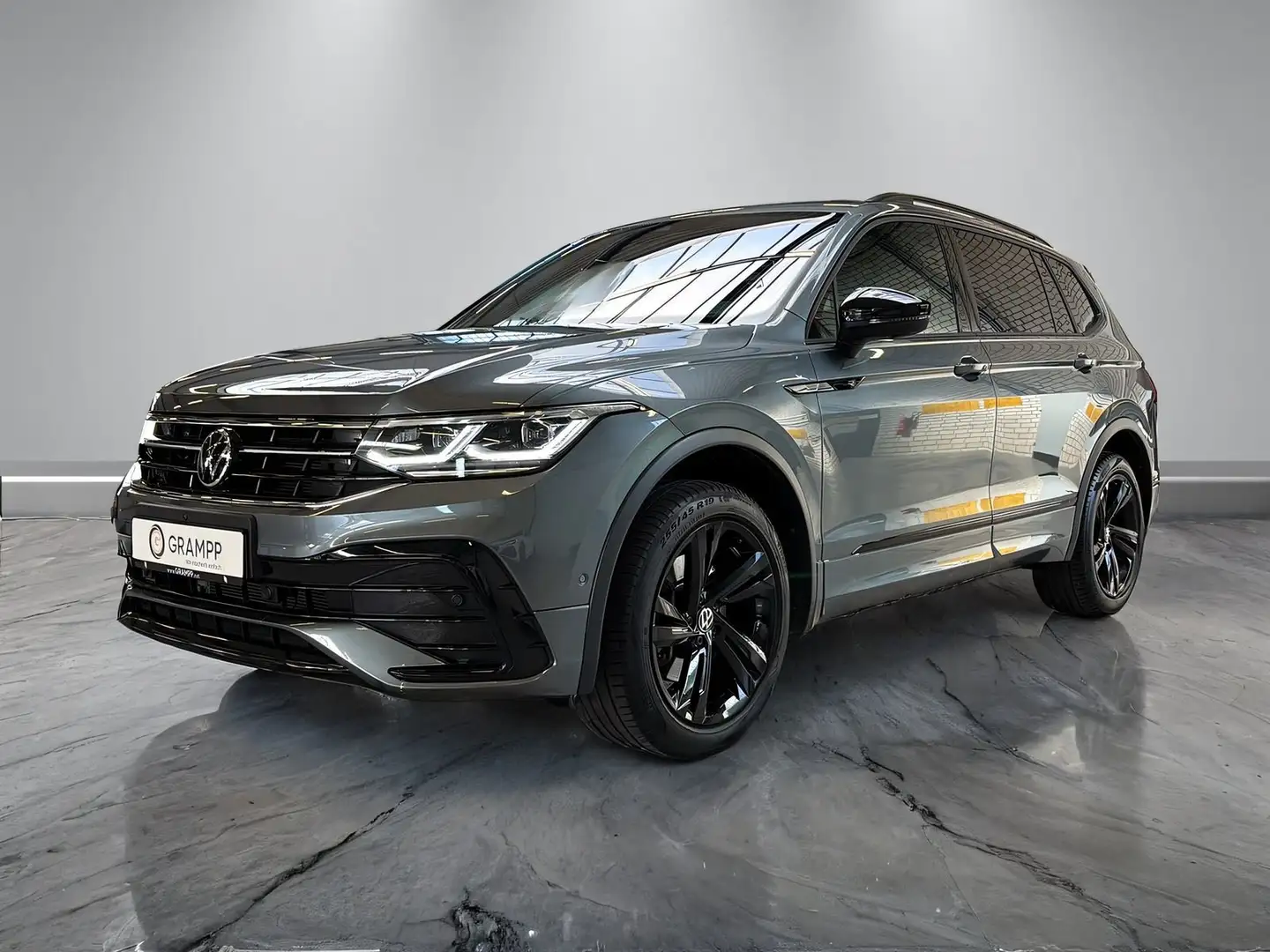 Volkswagen Tiguan Allspace R-Line 2.0TDI DSG 4M +7 SITZE+ Grau - 2