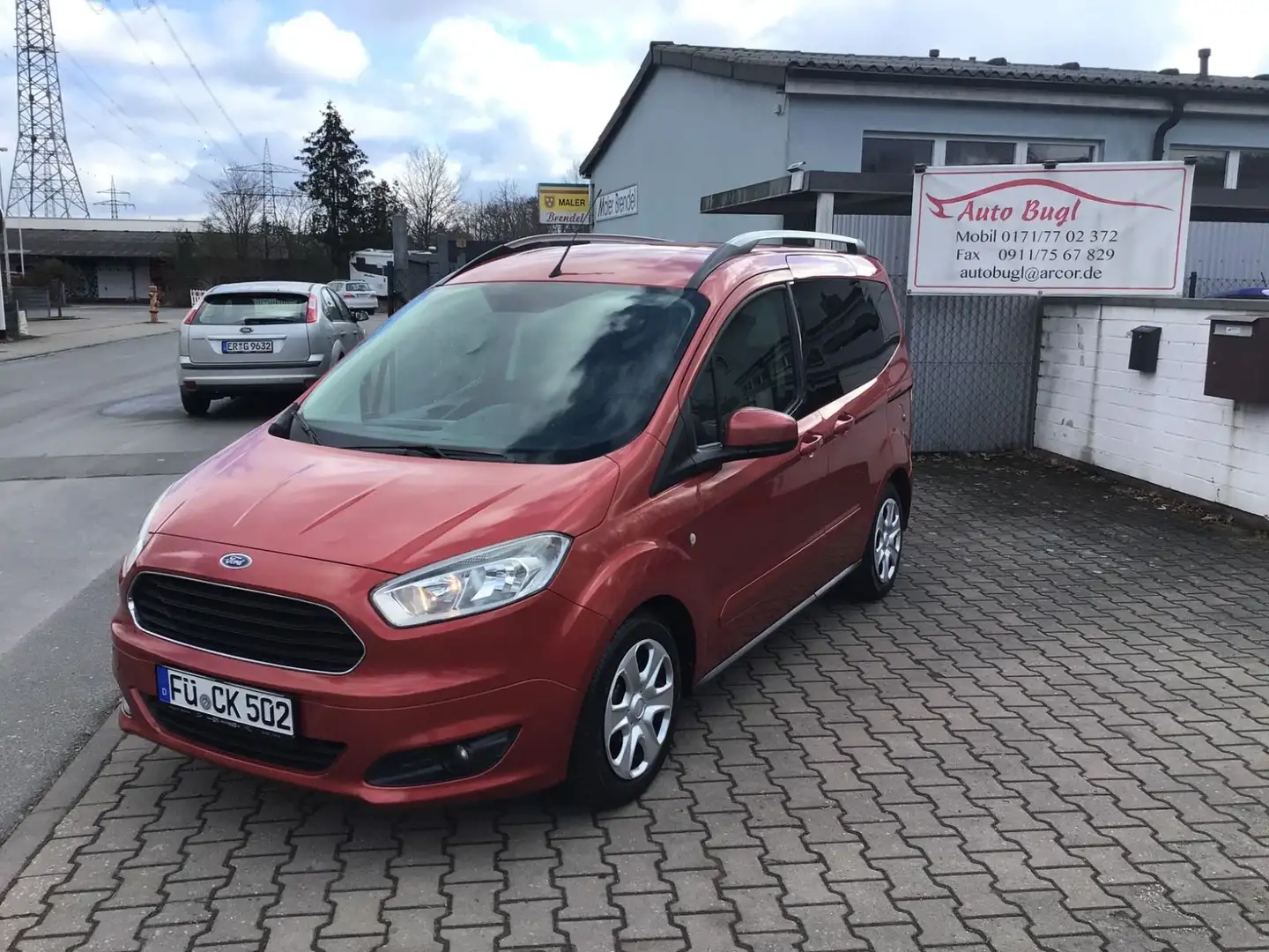 Ford Tourneo Courier Titanium+Klima+Schiebetüren+Alu Rojo - 2