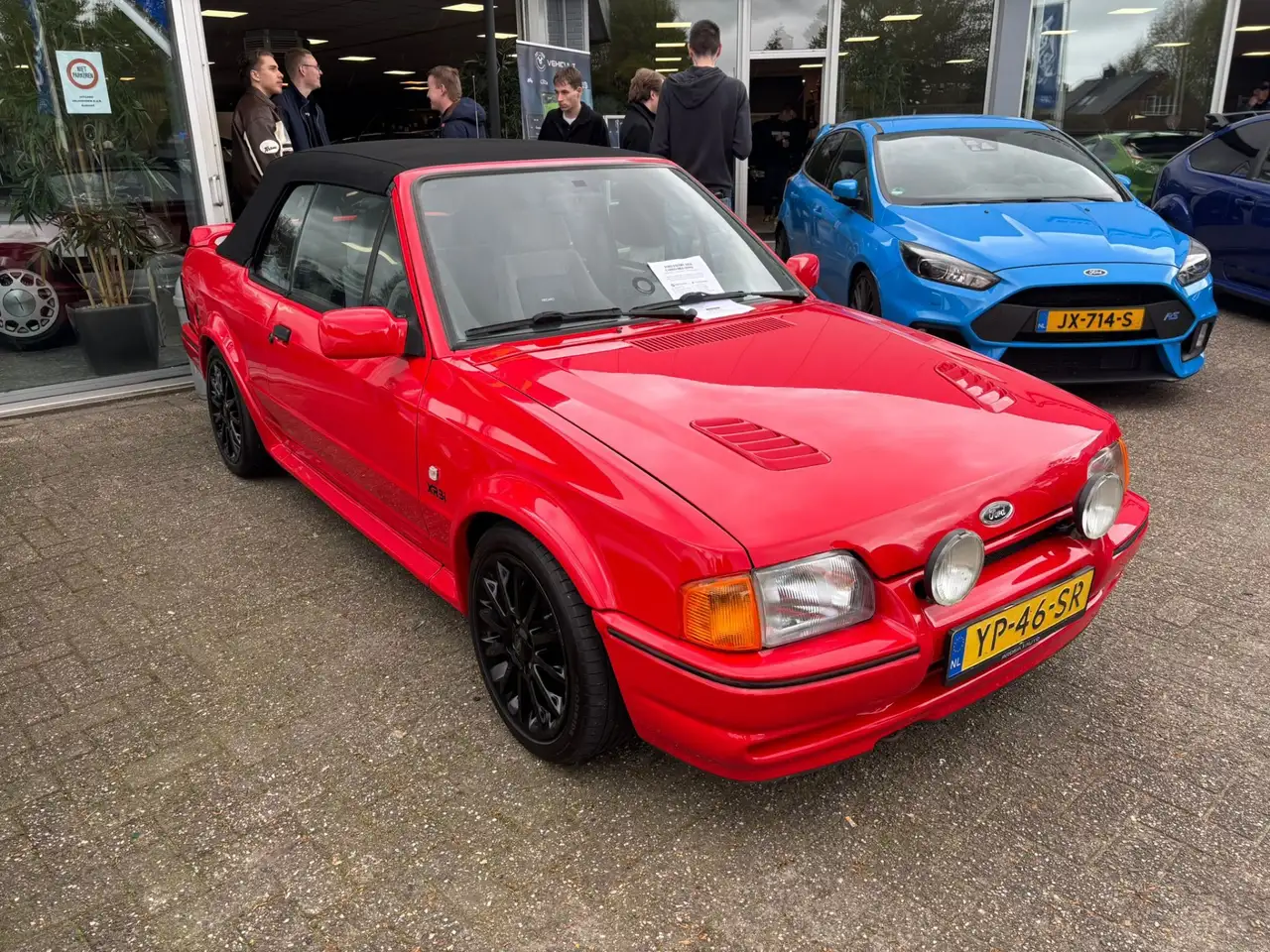 Ford Escort 1.6 XR3i Cabrio, foto 2