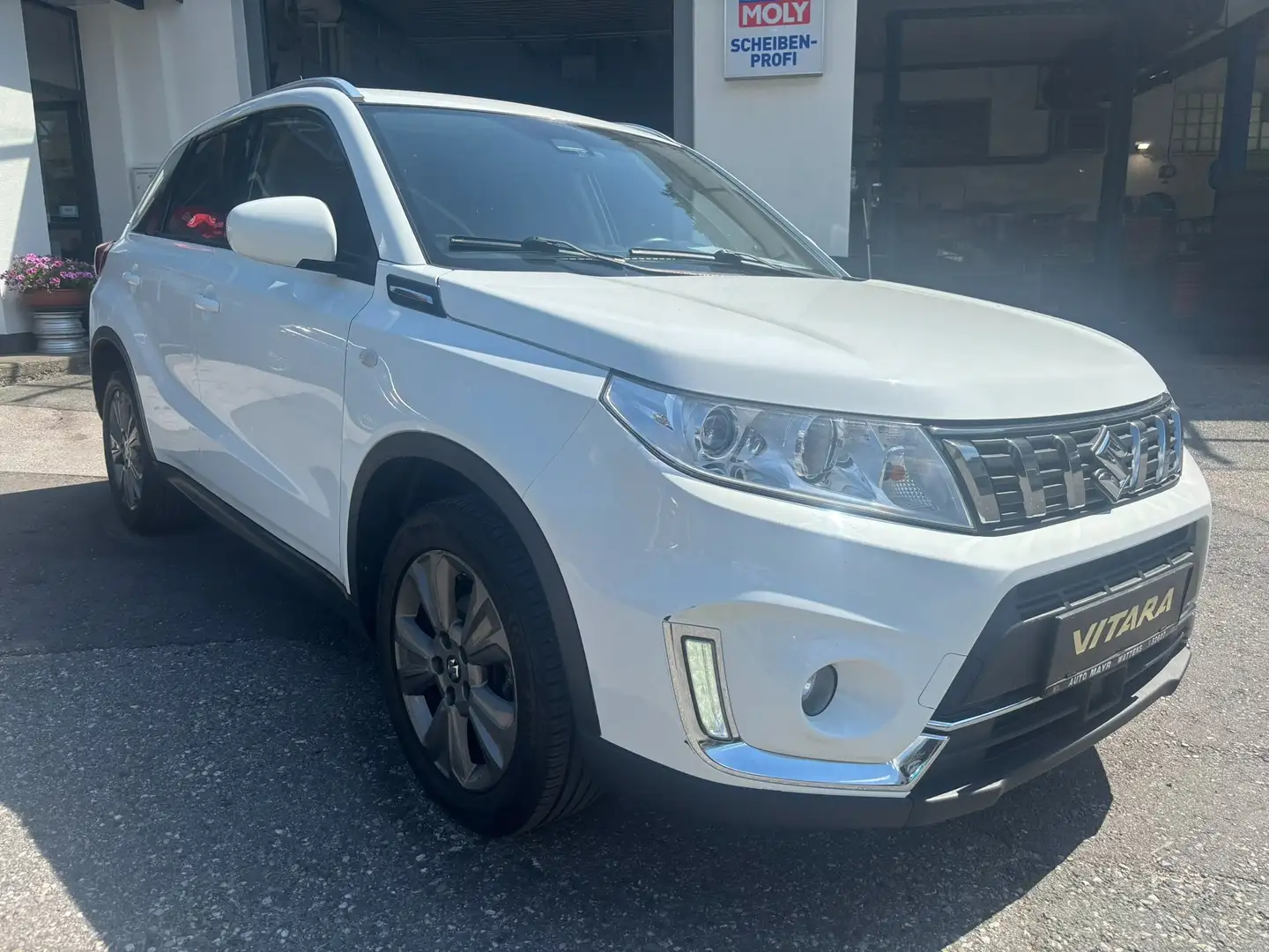 Suzuki Vitara 1,4 DITC ALLGRIP Shine Aut. Weiß - 2