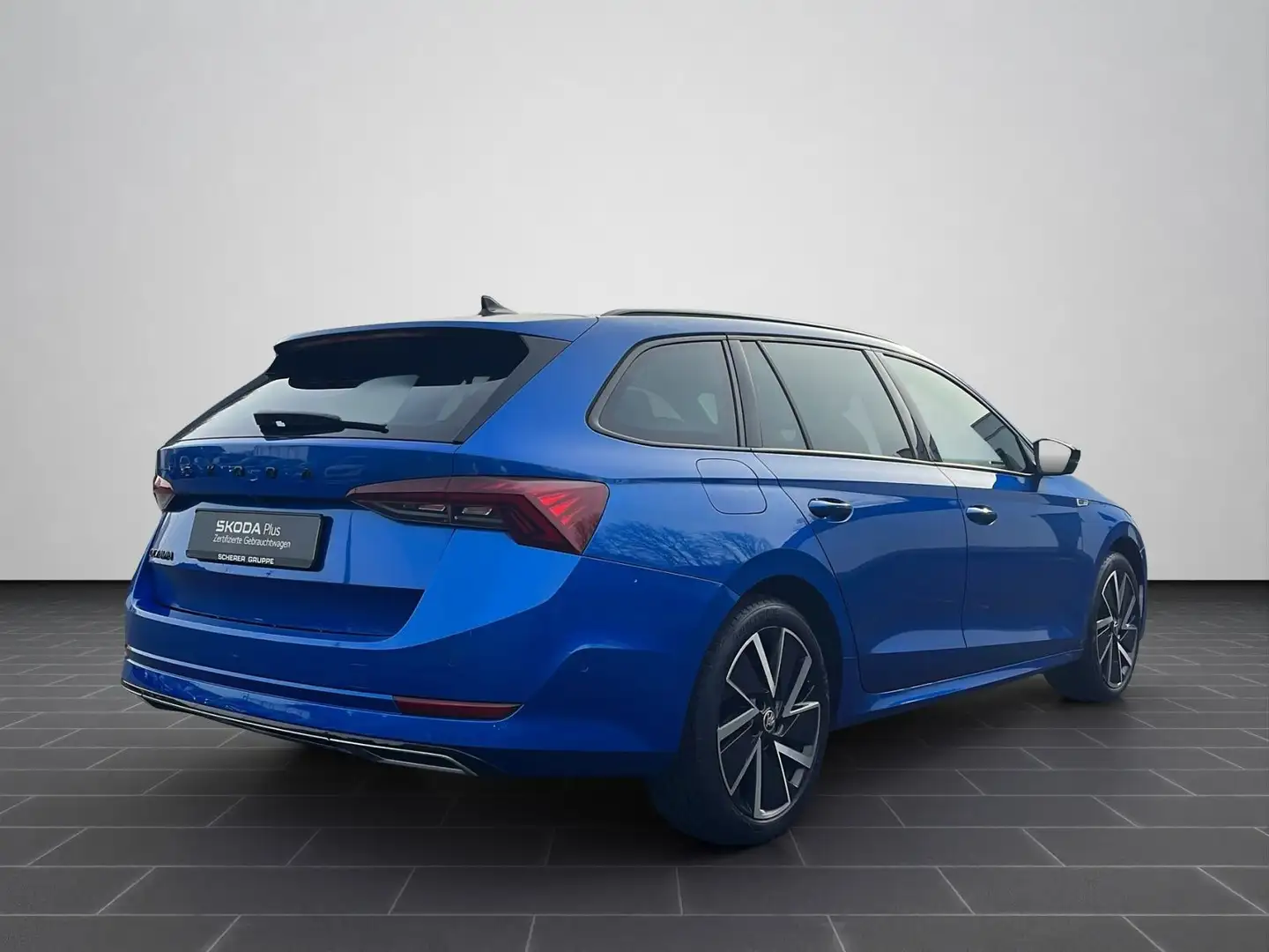 Skoda Octavia Combi Sportline 2,0 TDI DSG NAV PANO AHK Blau - 2