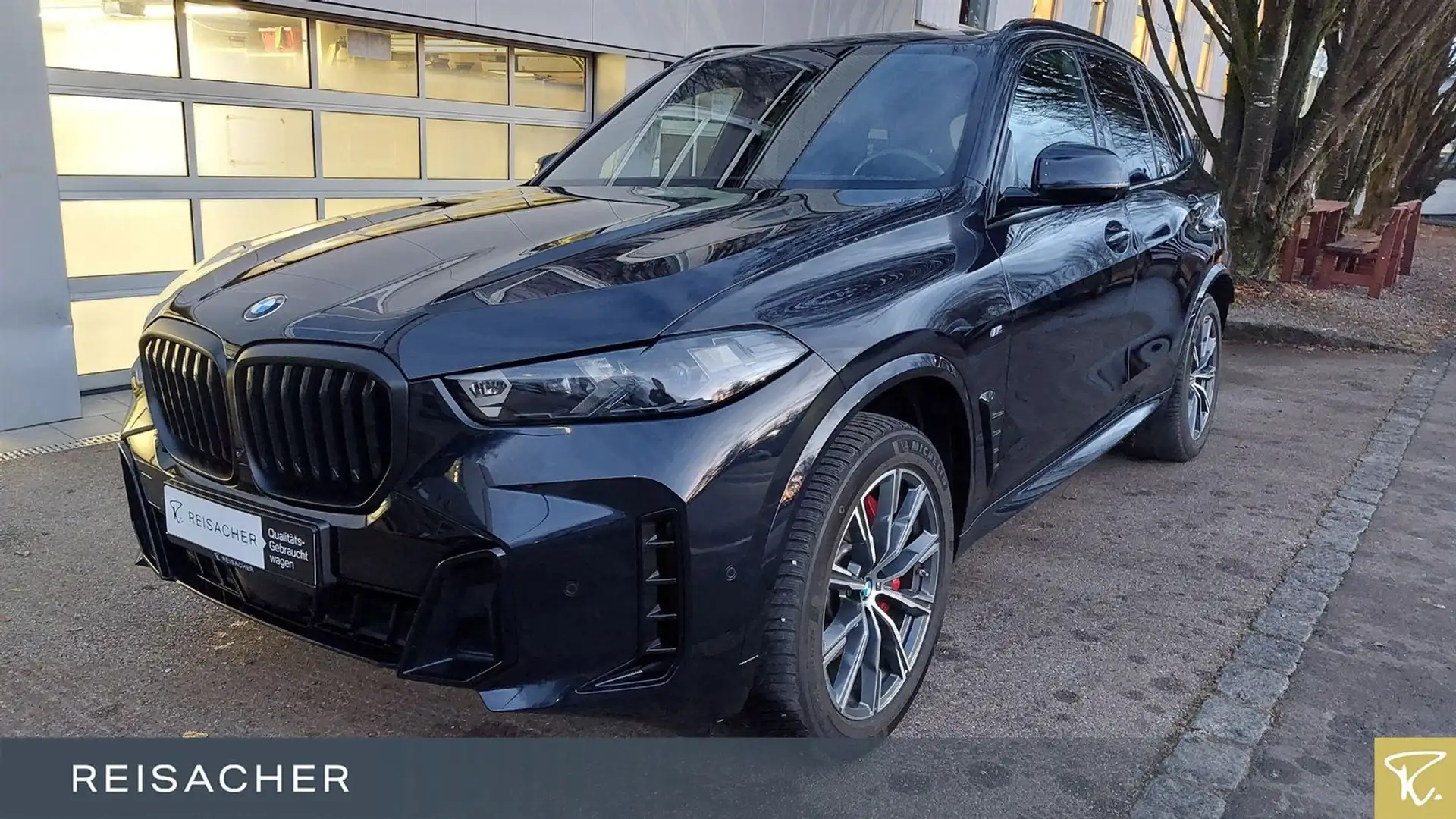 BMW X5 xDrive30d A M-Sport PRO,SkyLou,AHK,Sitzbelü Schwarz - 1