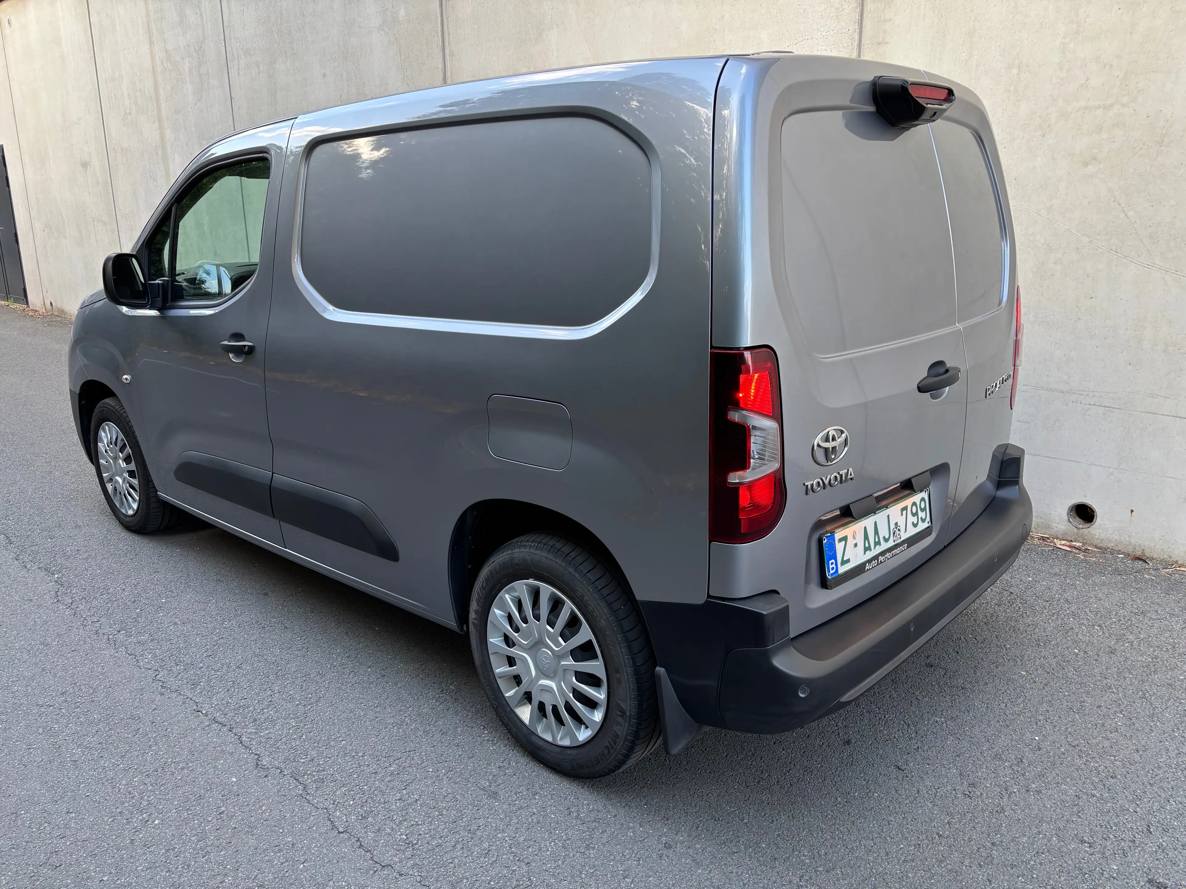 Toyota Proace City Utilitaire 3 places !!!13.000 km !!! Automatique new model — photo 6