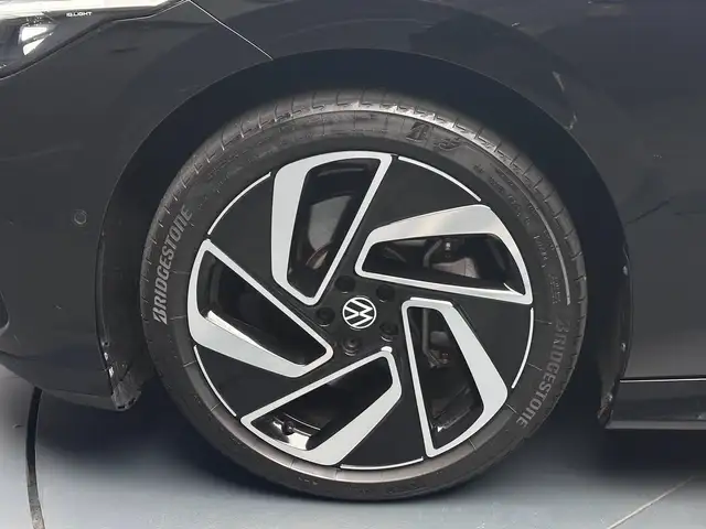 Volkswagen Id.7 view 9