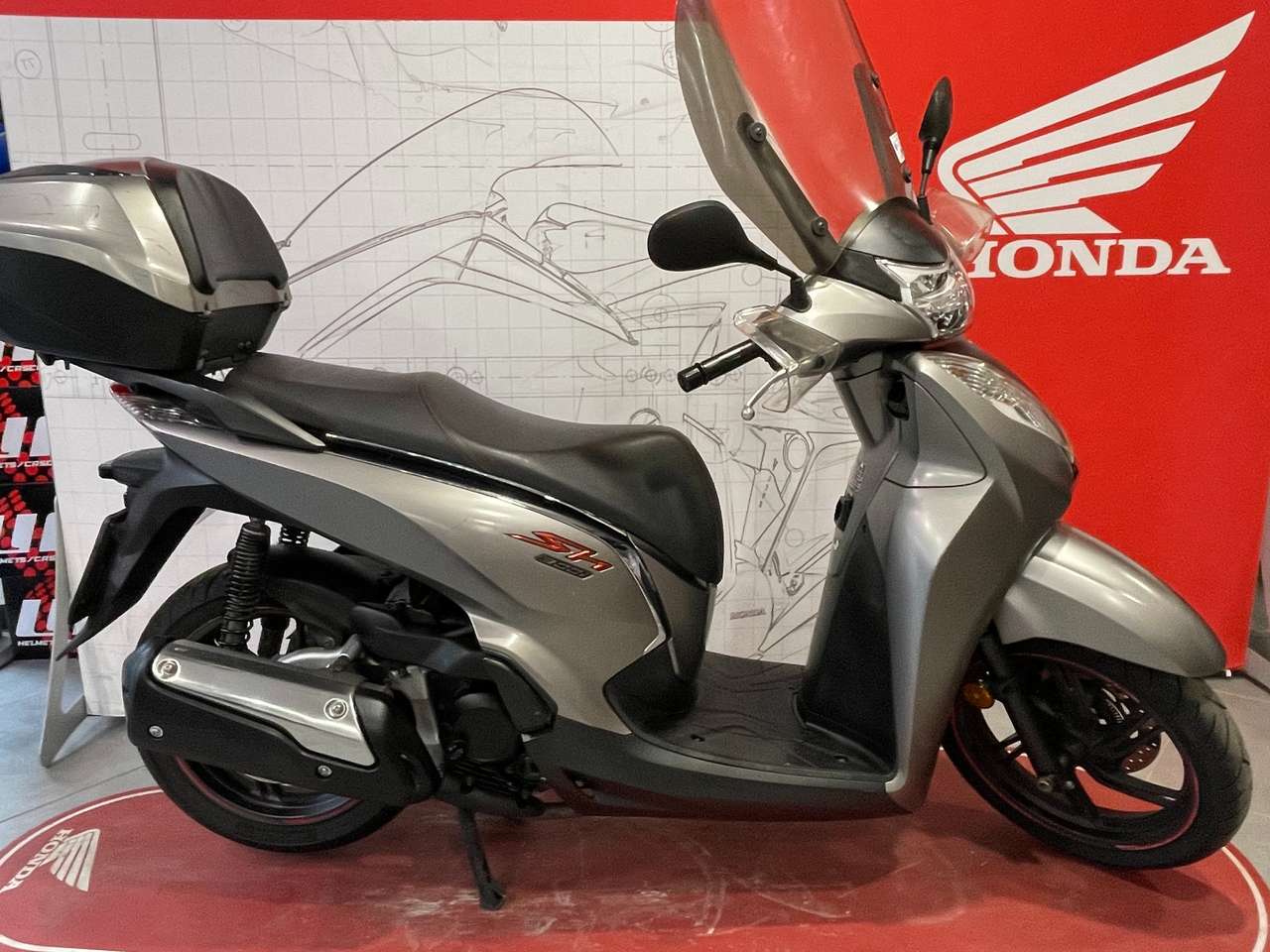 Honda SH 300 sport abs