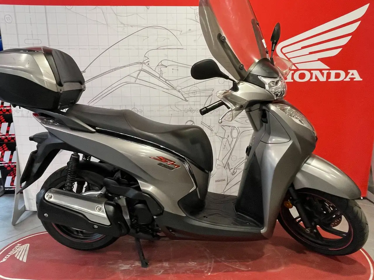Honda SH 300