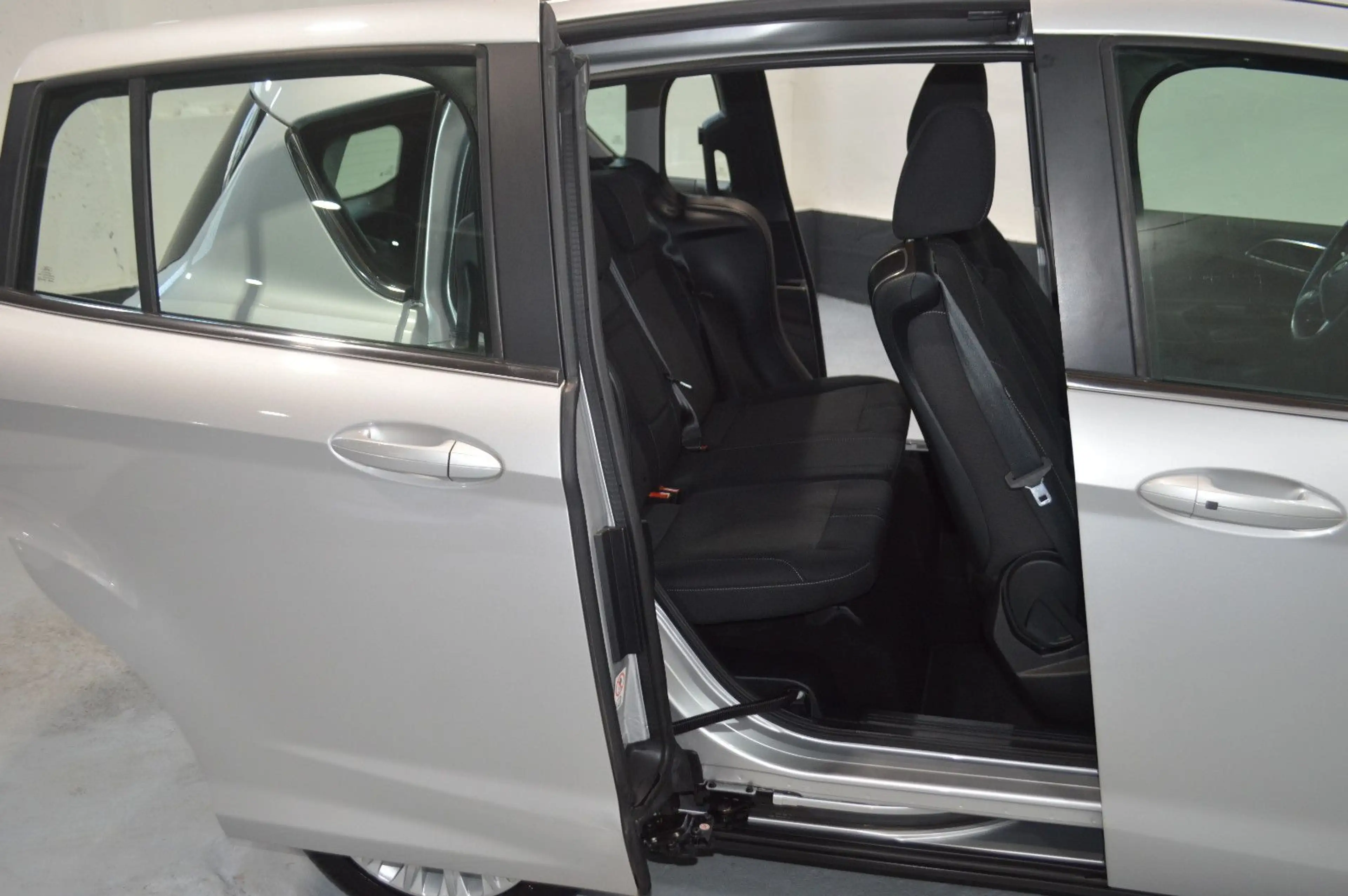 Ford B-Max B-MAX Titanium *Automatik* — photo 11