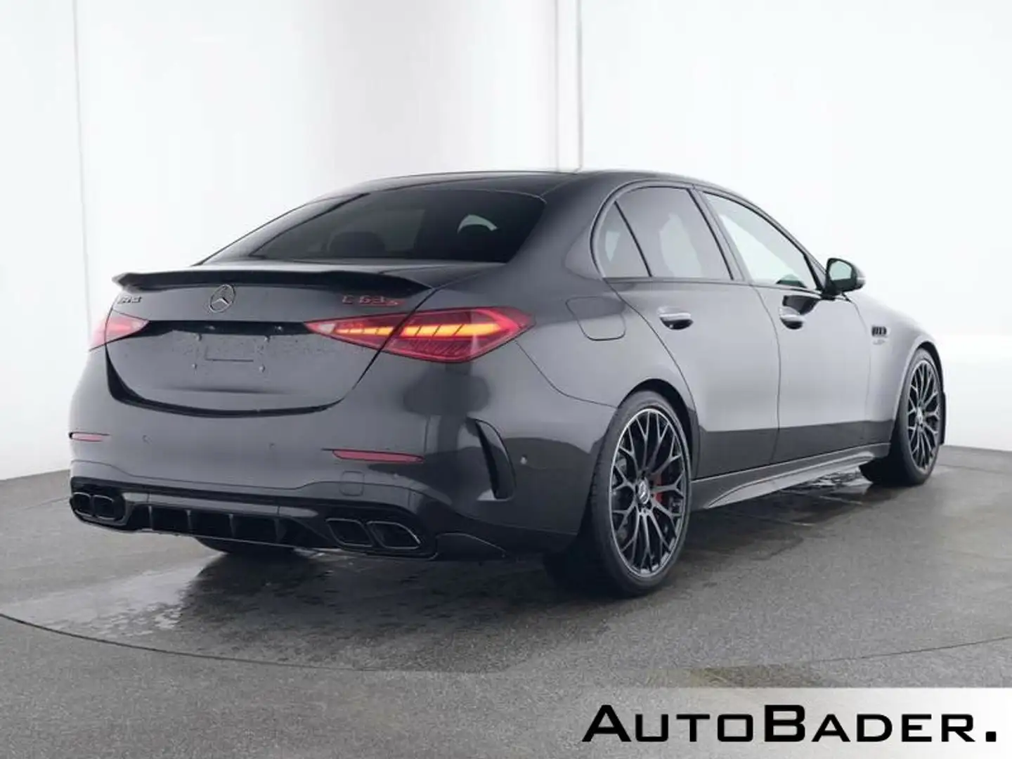 Mercedes-Benz C 63 AMG C 63 S E PERFORMANCE PerfSitze AERO Night CARBON Grau - 2