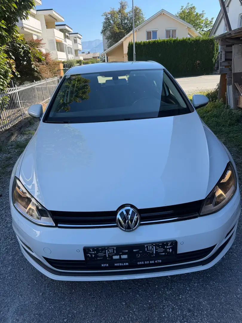 Volkswagen Golf Comfortline 1,2 TSI - 1