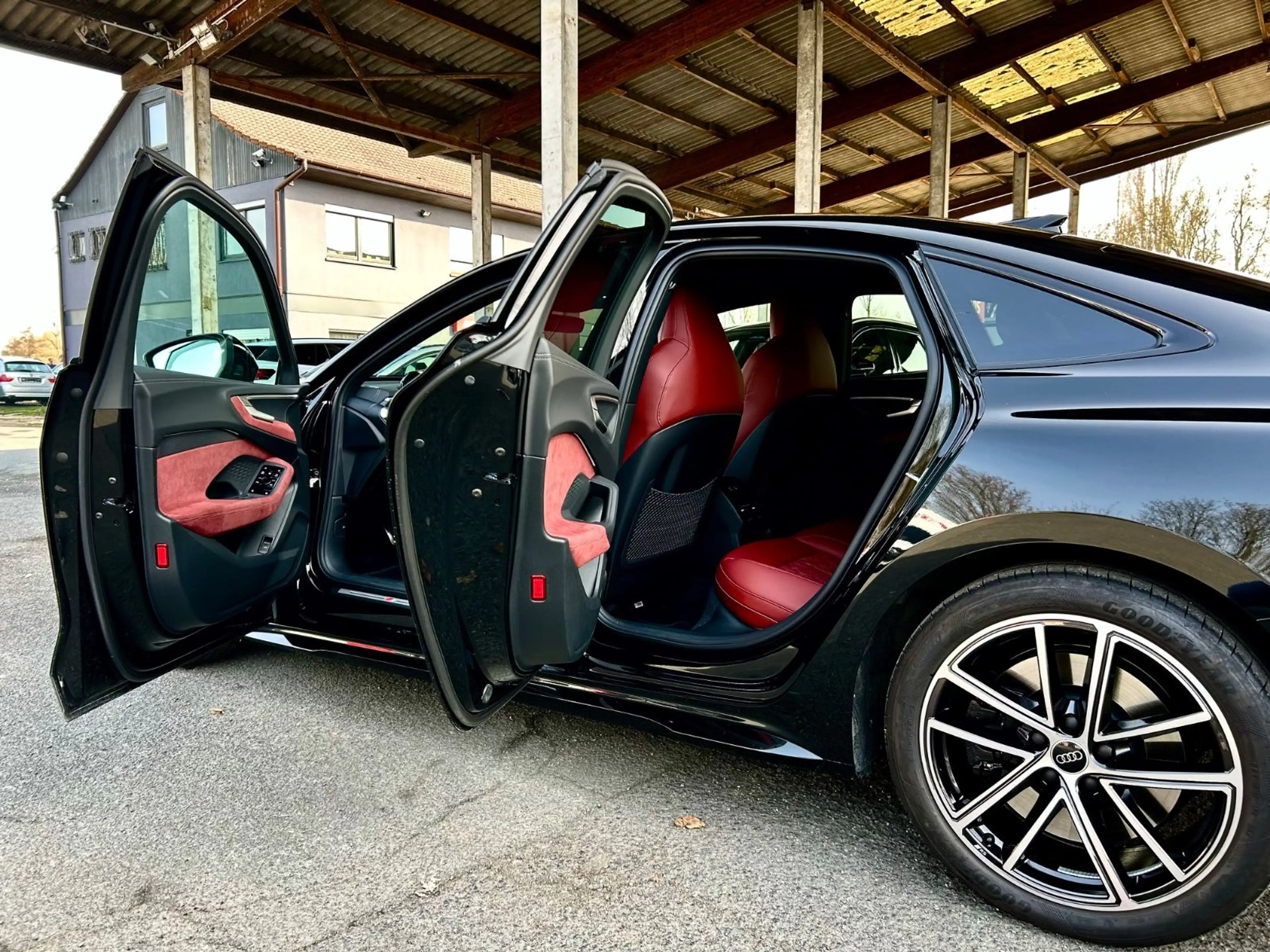 Audi S5 3.0 TFSI quattro *RAUTE-LEDER ROT*1 A ZUSTAND — photo 5