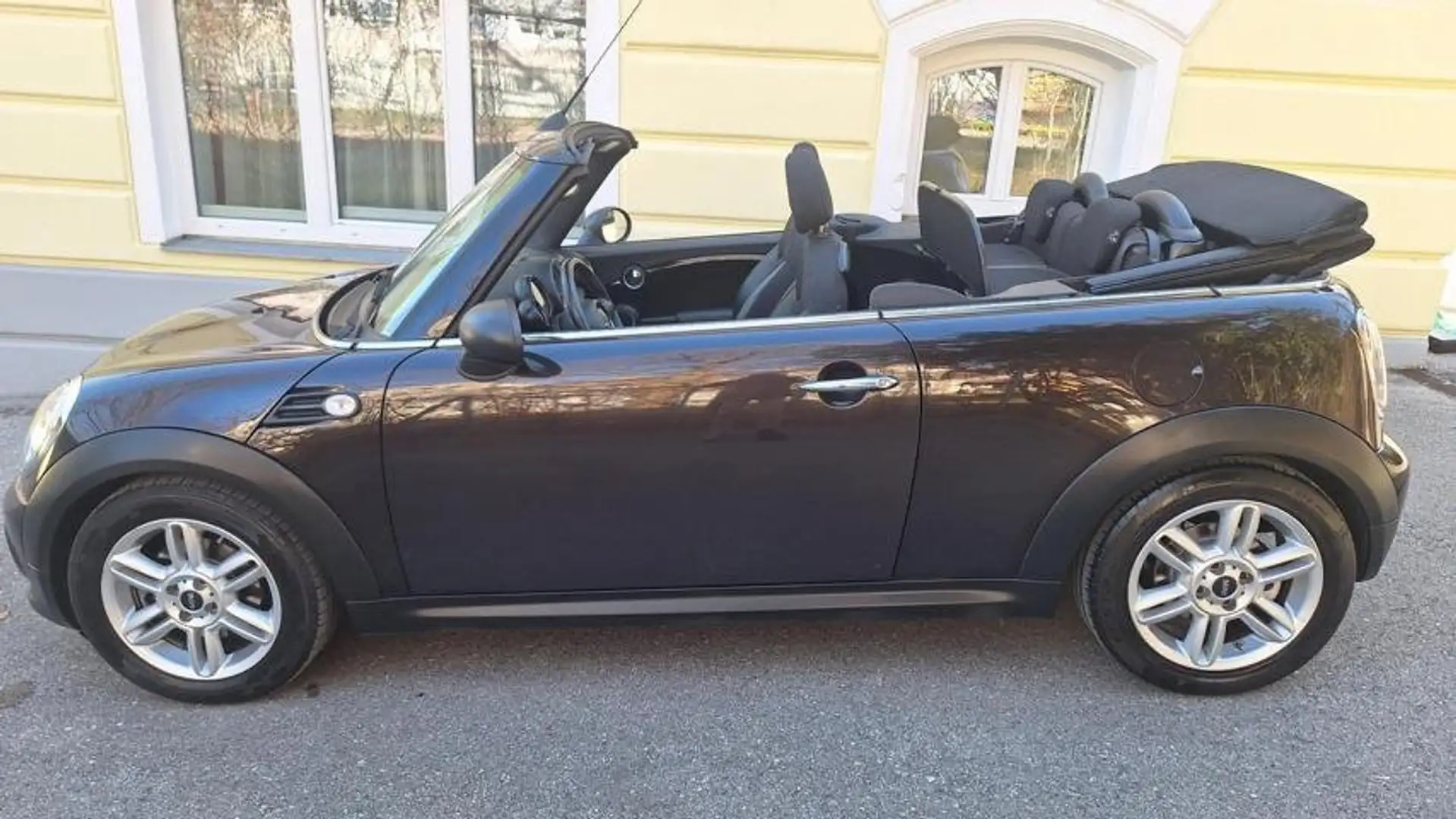 MINI One Cabrio One/ Extras € 7.146,00/ neue §57a Überpr. Braun - 2