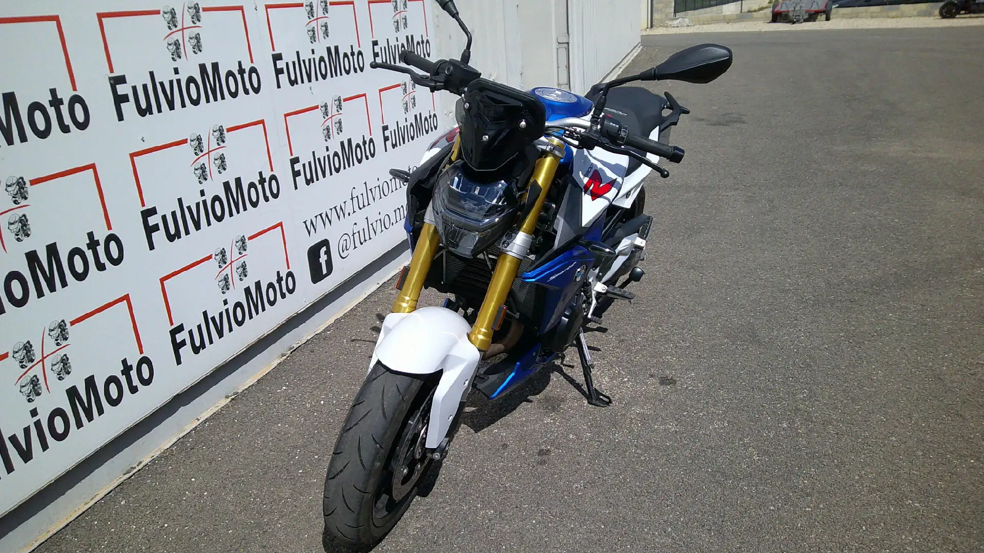 BMW F 900 R Wit - 2