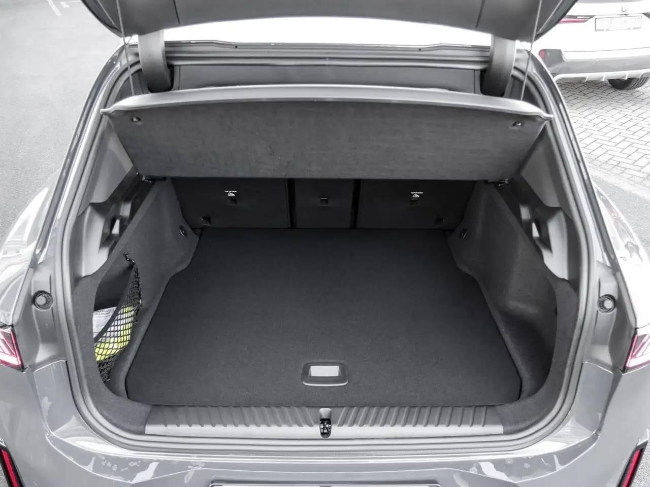 BMW iX3 50 xDrive 21" M Sport DA+ H/K 360°KAM uvm. 15