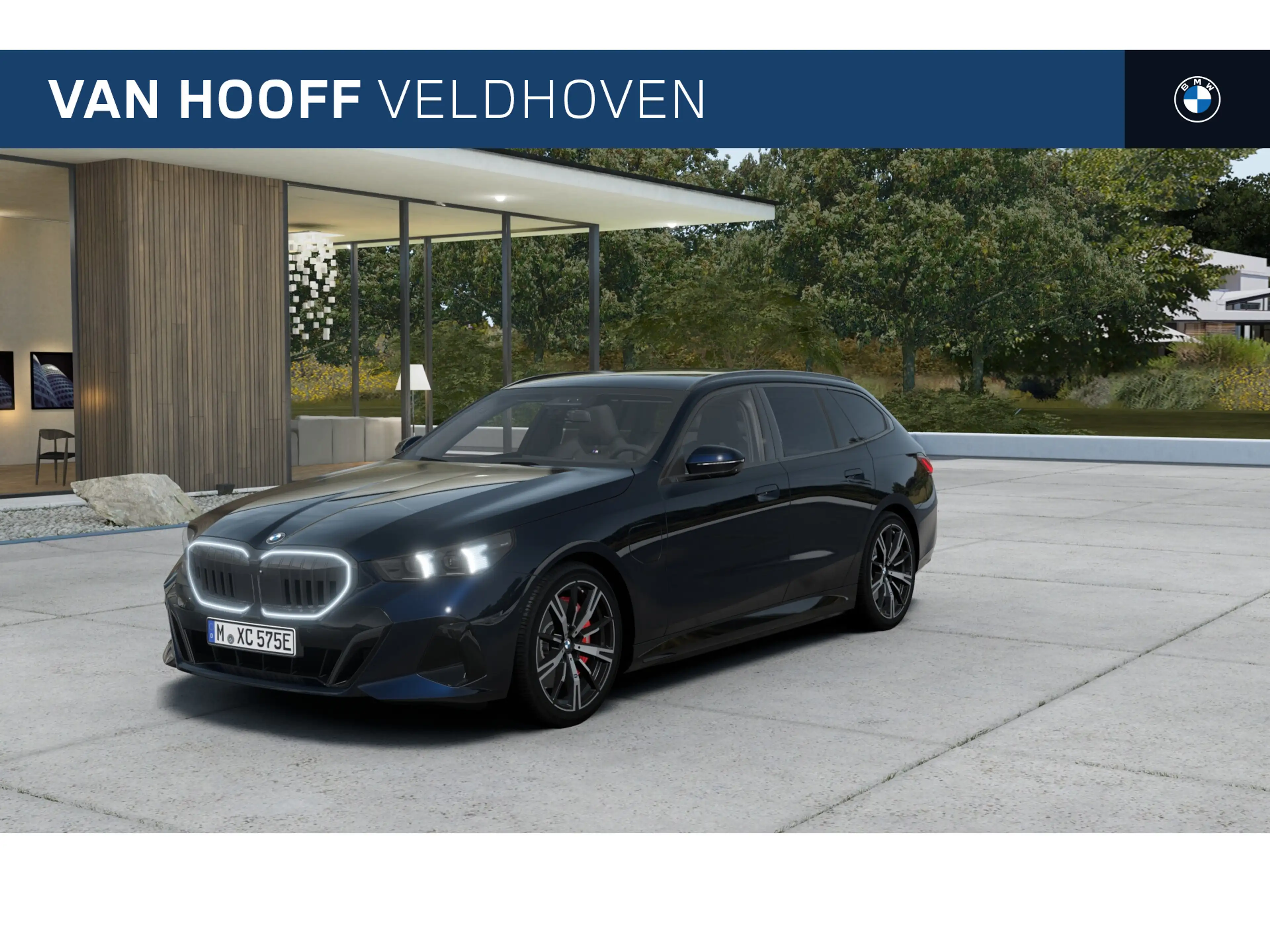 BMW 550 5 Serie Touring 550e xDrive M Sport Automaat / Pan