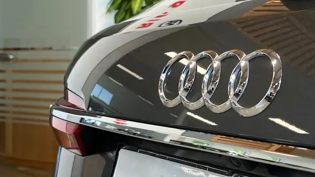 Audi A6 Avant 40TDI quattro s-line ACC AHK Matrix Virtual Ansicht 27