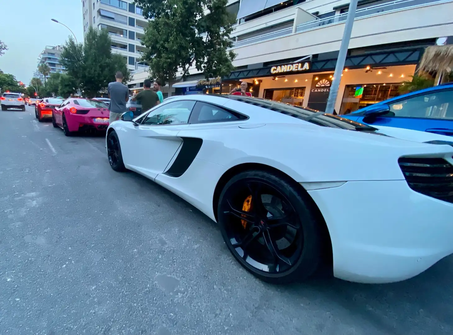 McLaren MP4-12C unidad a prueba recien revisada - 2