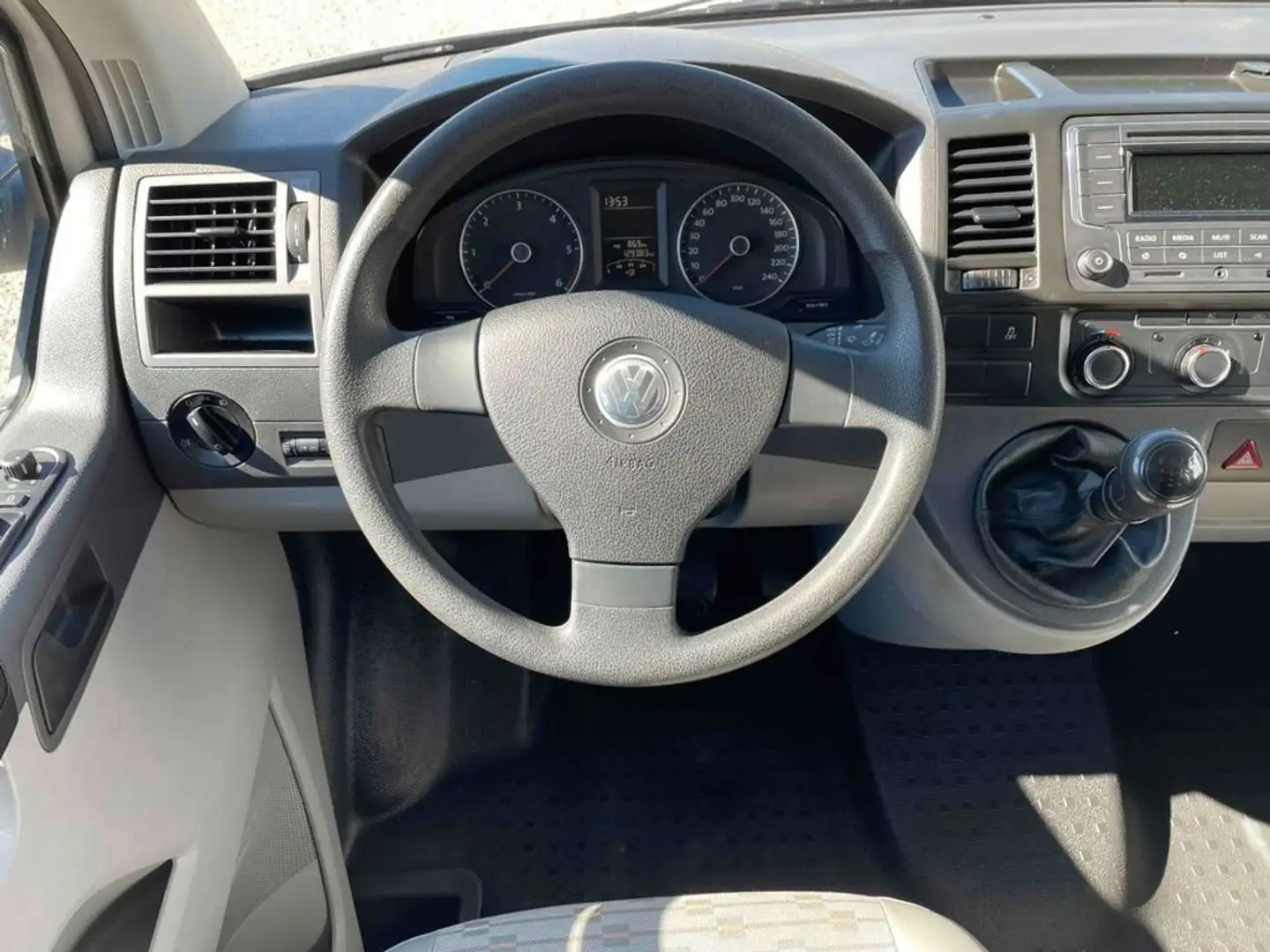 Volkswagen T5 Caravelle 2.0 TDI 84CV Bianco - 2