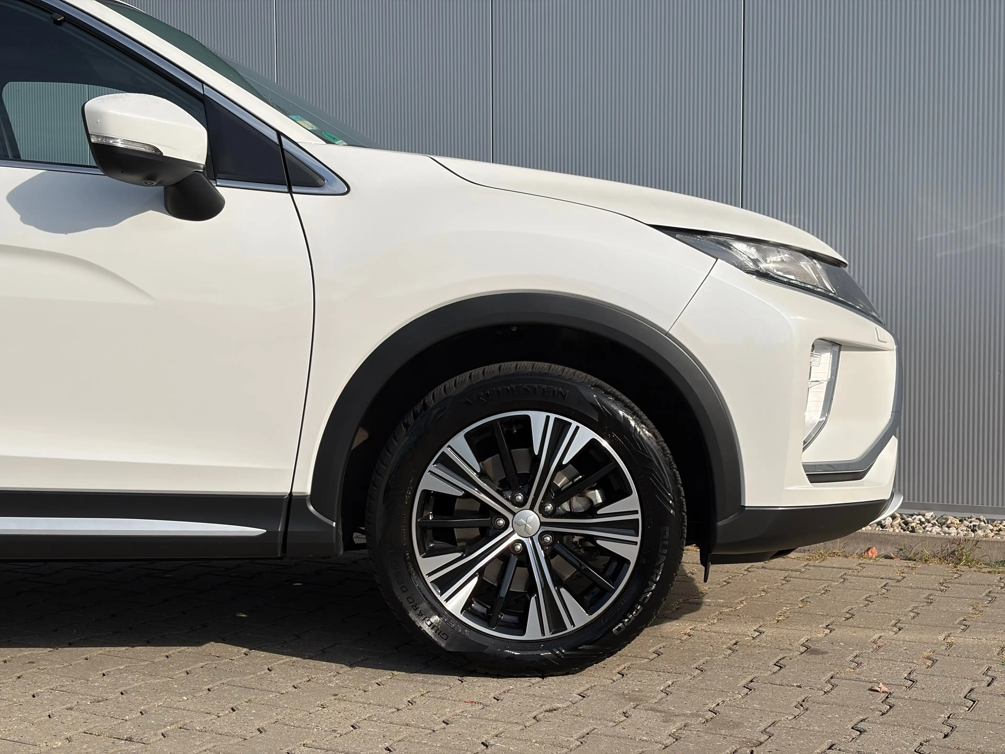 Mitsubishi Eclipse Cross 1.5 DI-T Intense | Trekhaak 1600kg geremd | Voorst — photo 42