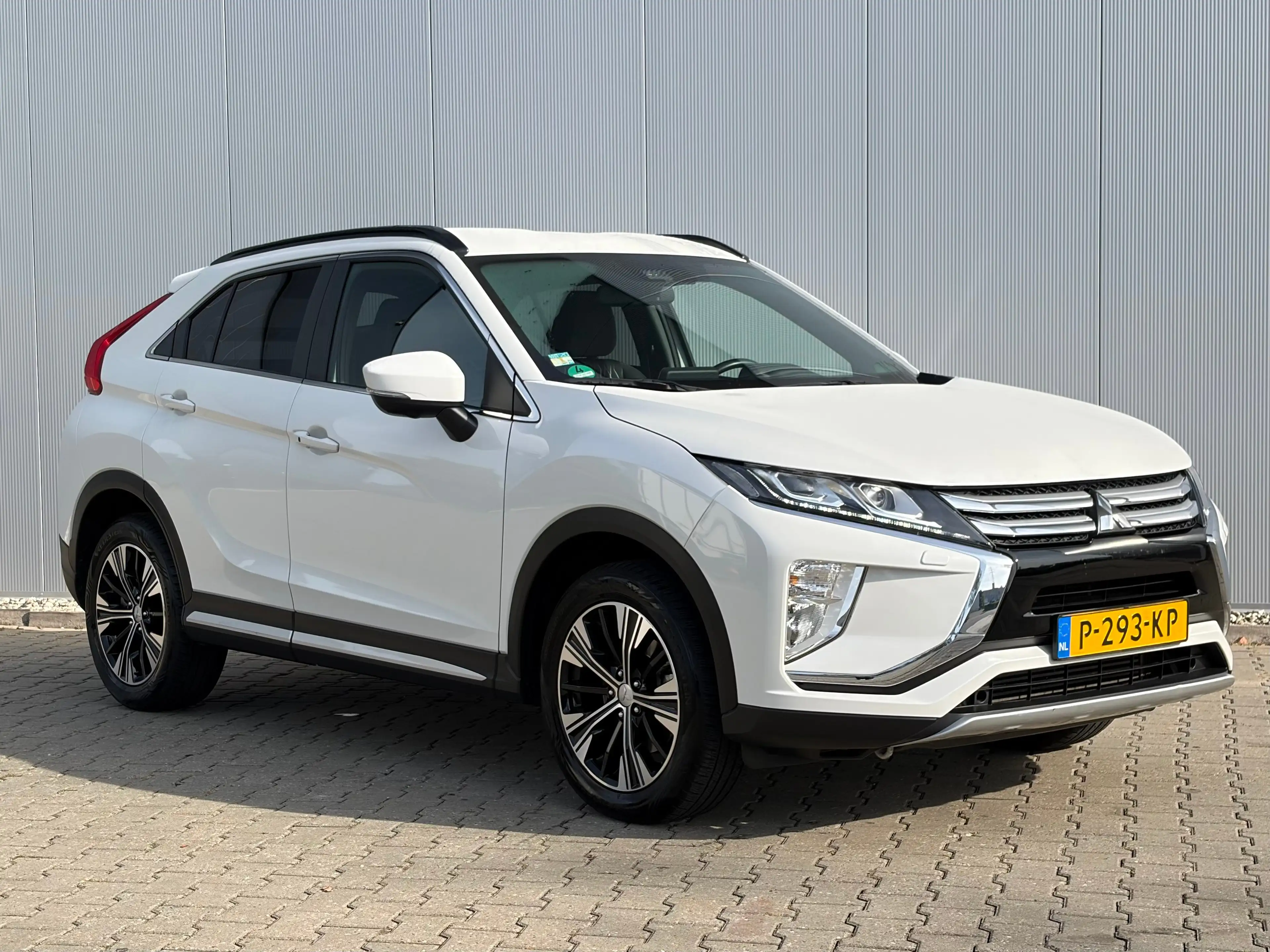 Mitsubishi Eclipse Cross 1.5 DI-T Intense | Trekhaak 1600kg geremd | Voorst — photo 32