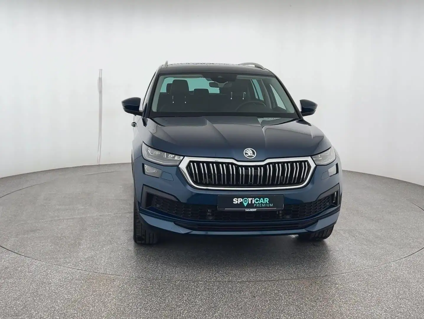 Skoda Kodiaq L&K 4x4 2.0 TDI*NAVI*SHZ*AHK*uvm Blau - 2