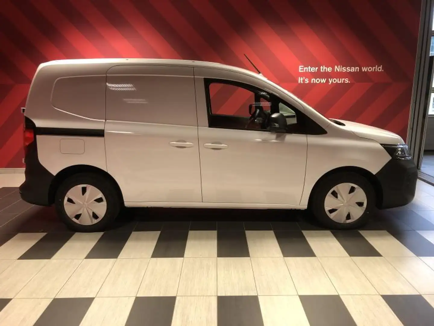Nissan Townstar N-Connecta 43kWh 22kwH charger Biały - 2