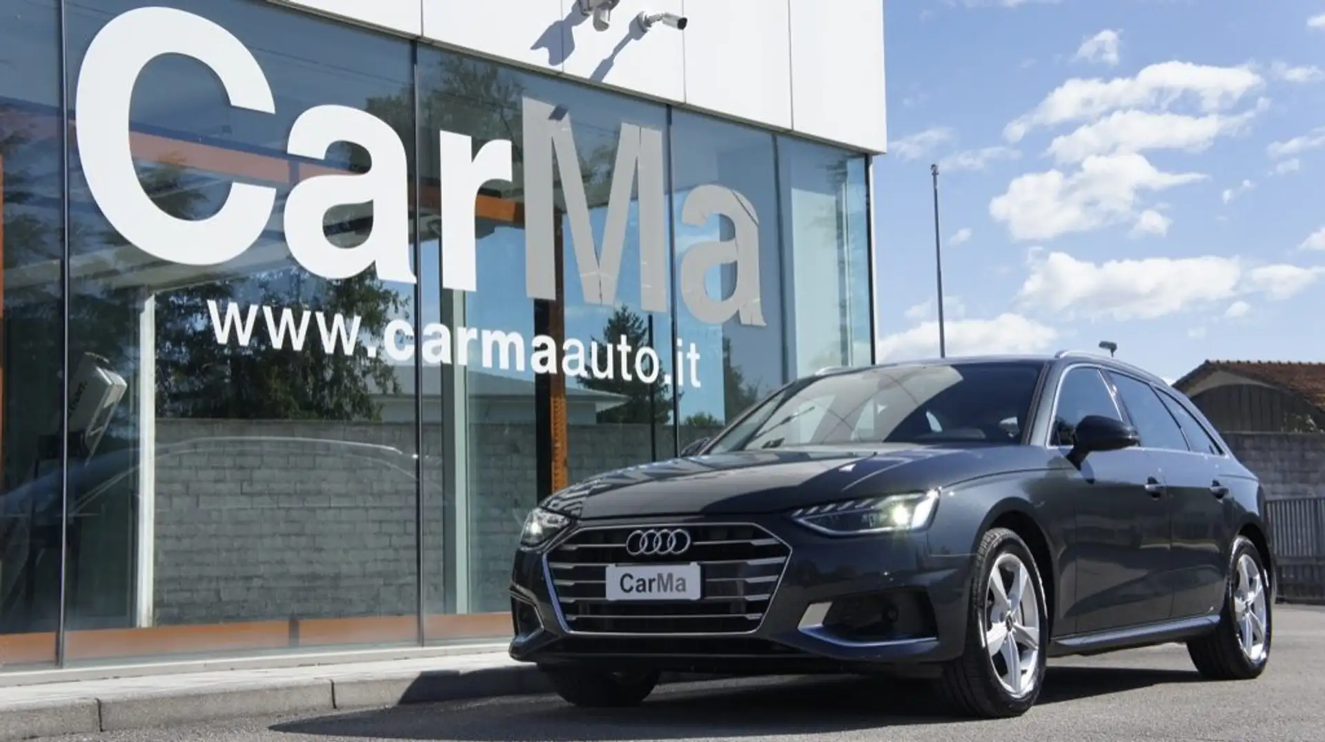 Audi A4 Avant 40 TDI S tronic Gris - 1